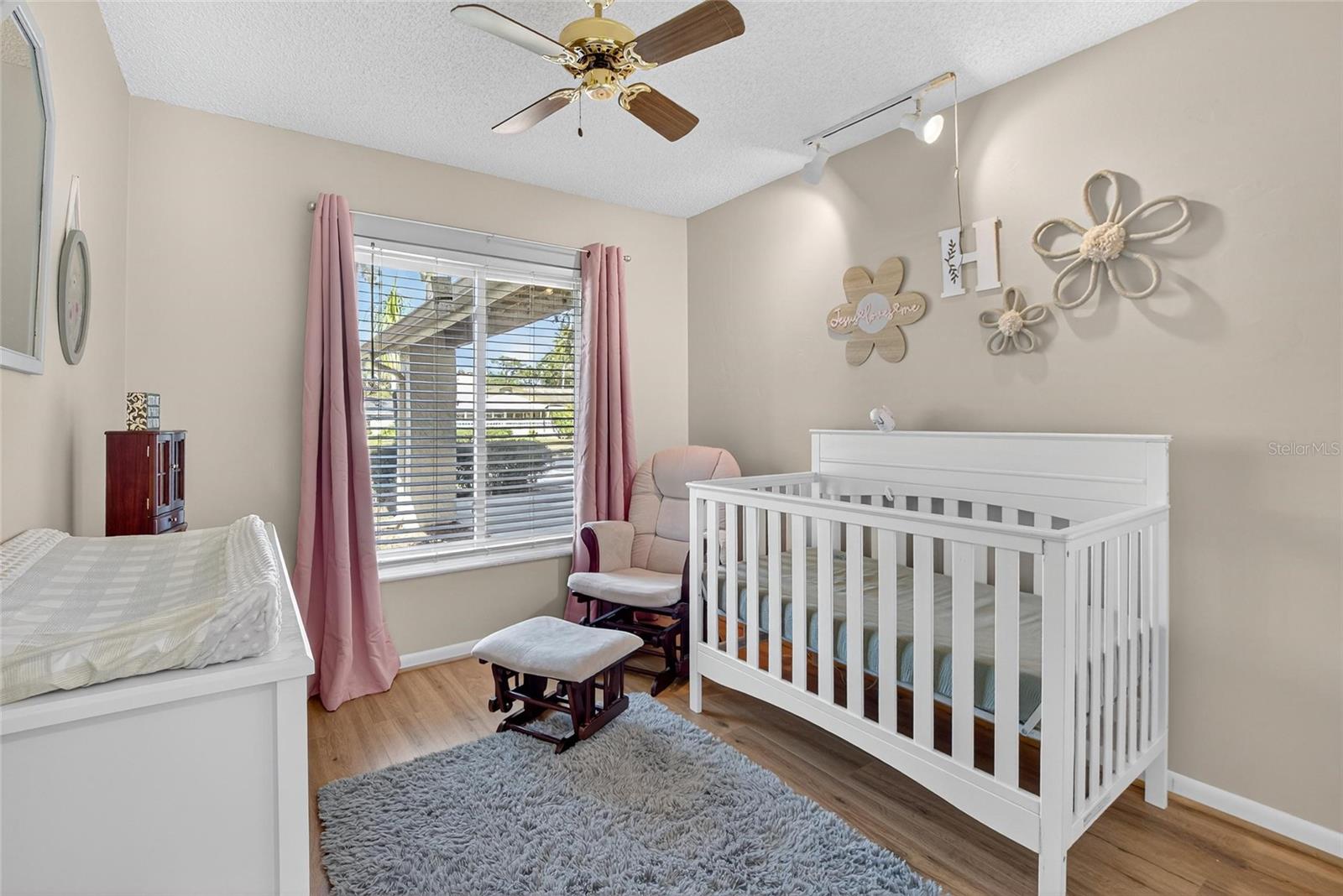 Image 25 of 49 For 614 Sandalwood Drive