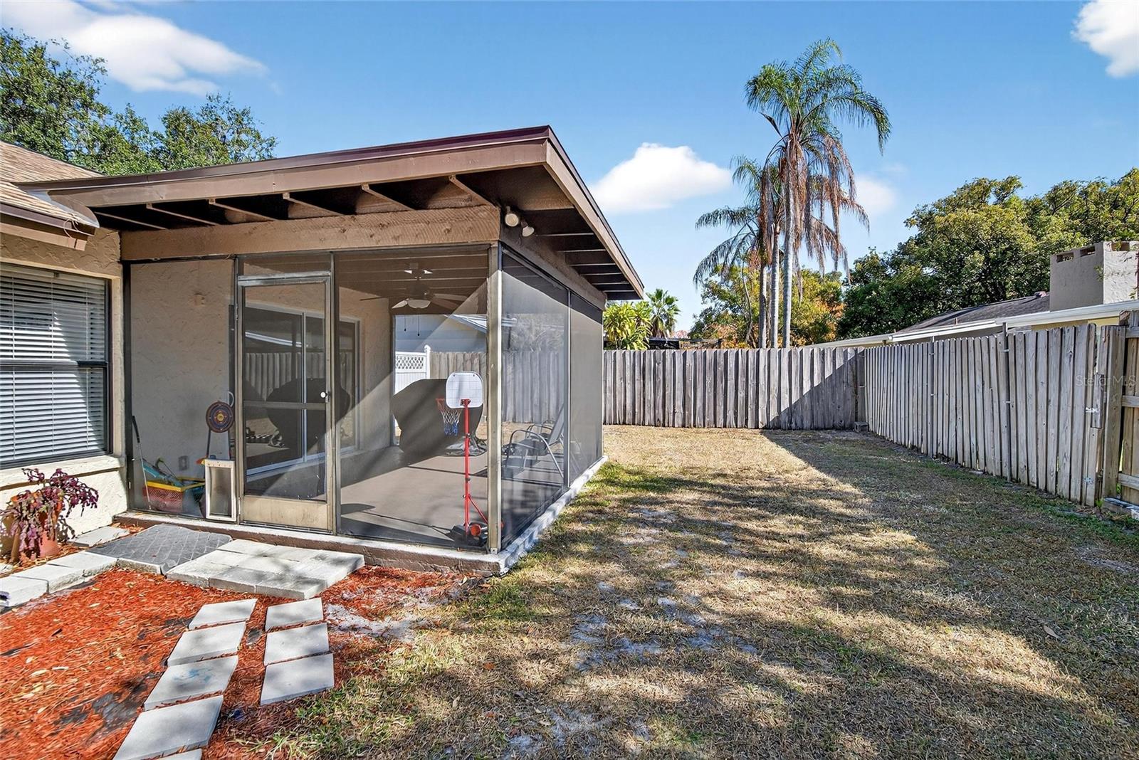 Image 33 of 49 For 614 Sandalwood Drive