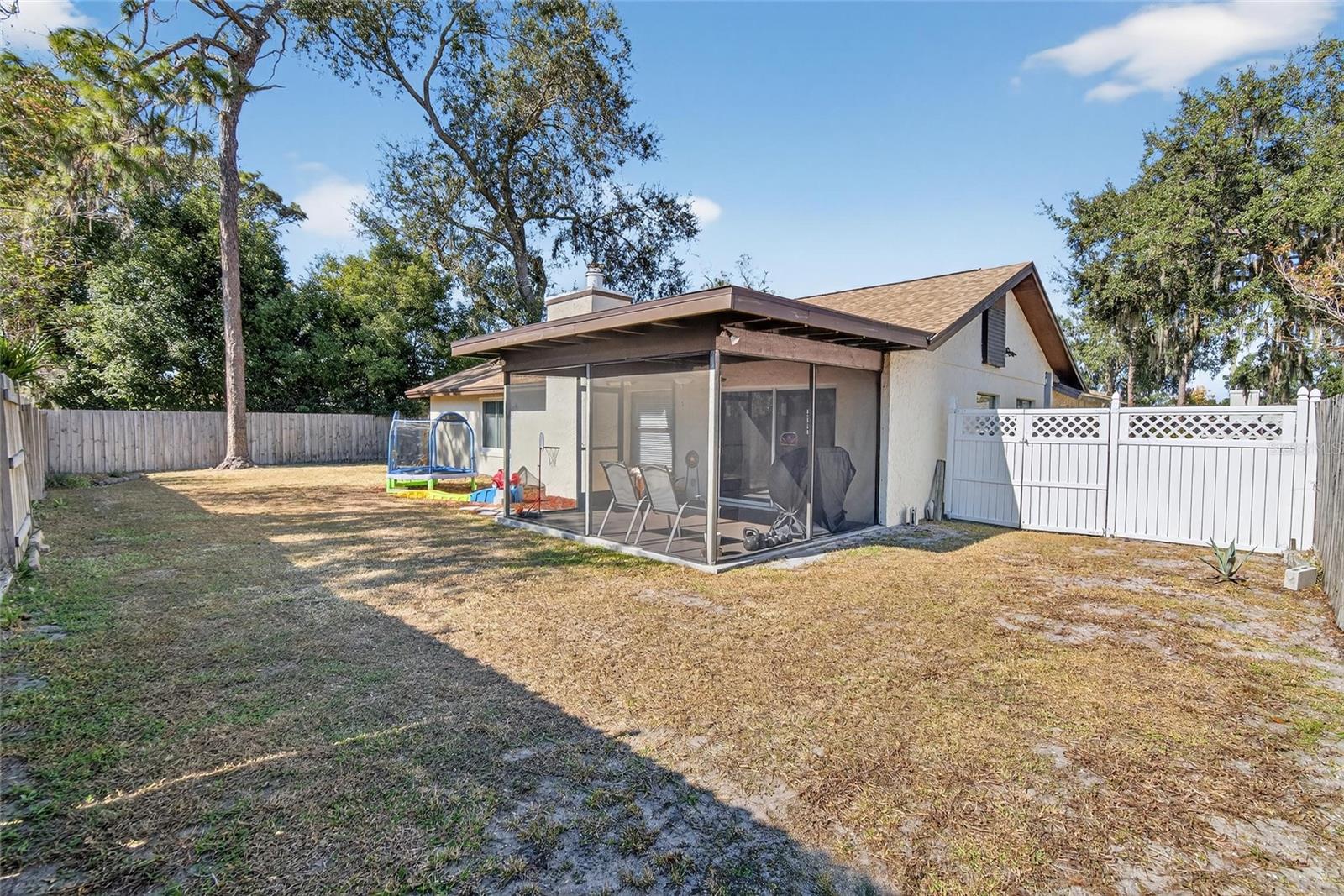 Image 37 of 49 For 614 Sandalwood Drive