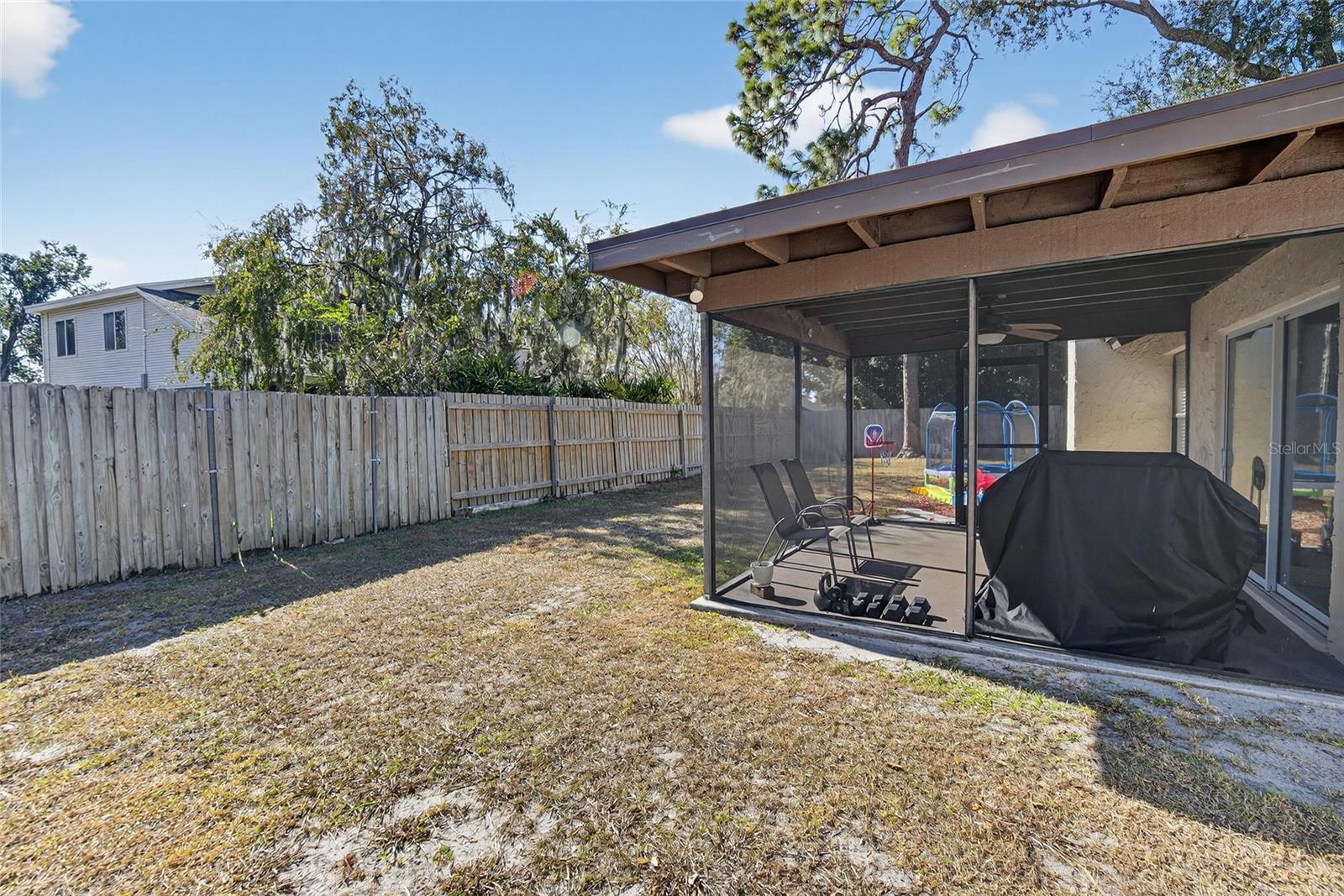 Image 38 of 49 For 614 Sandalwood Drive