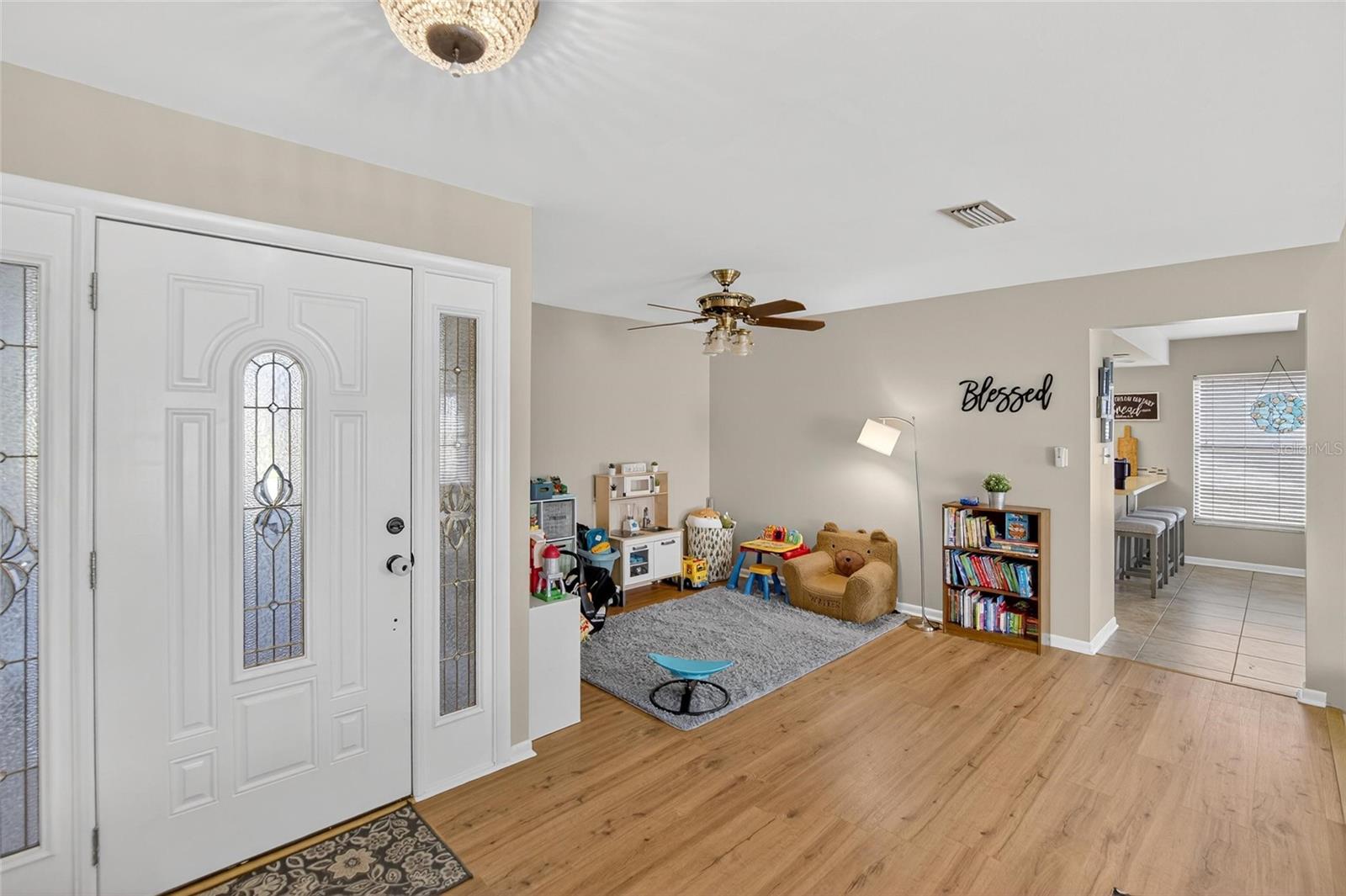 Image 5 of 49 For 614 Sandalwood Drive