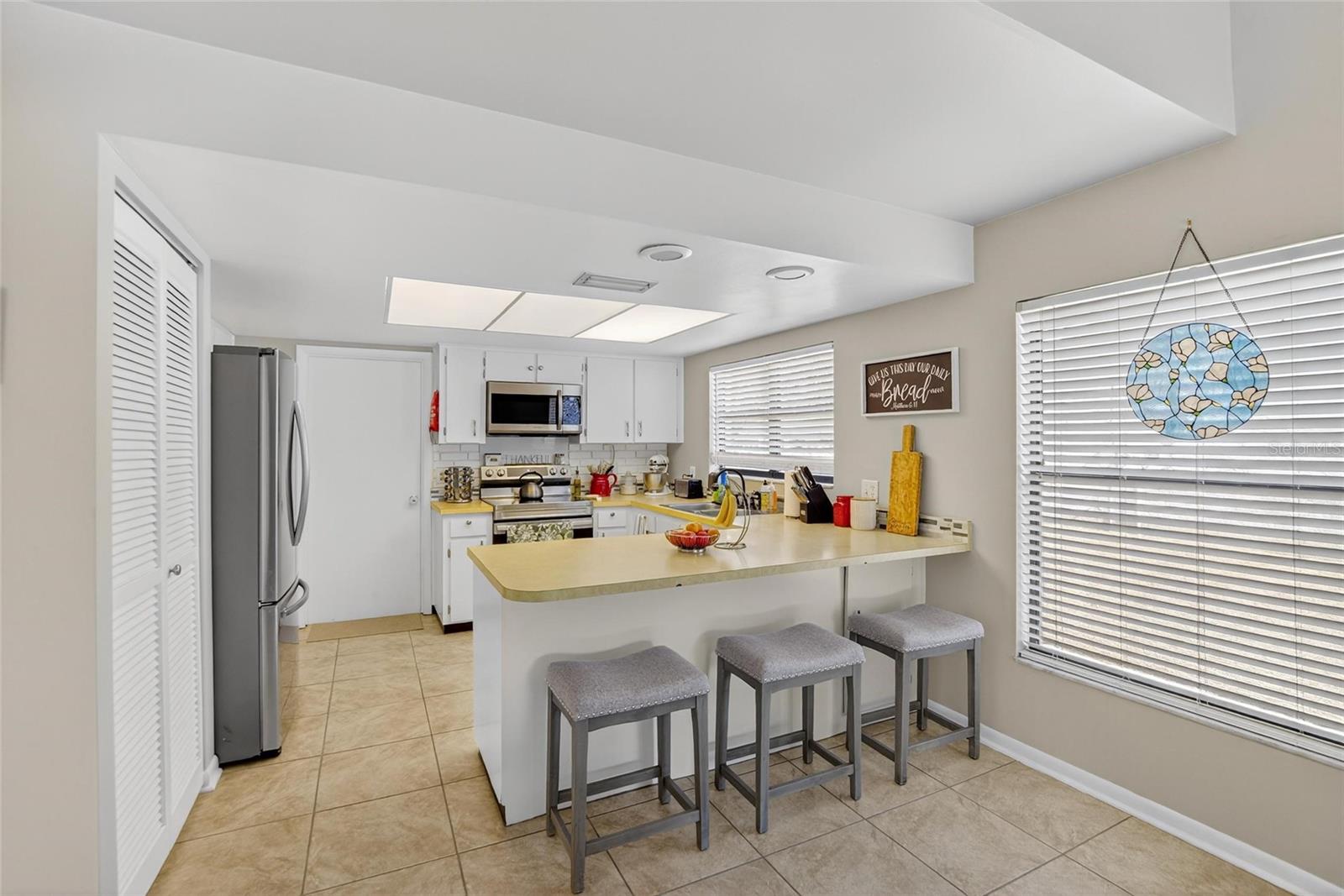 Image 9 of 49 For 614 Sandalwood Drive