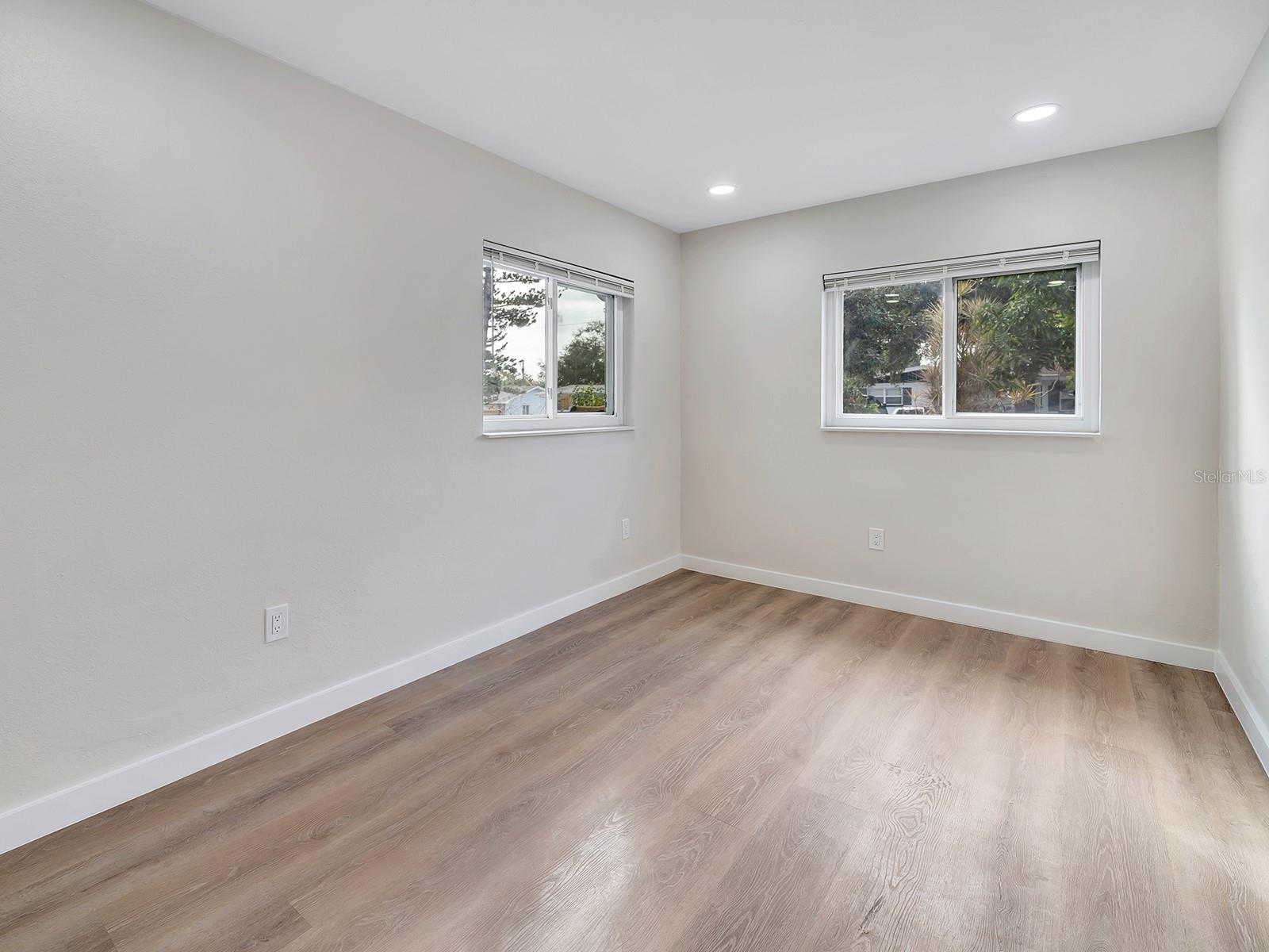 Image 13 of 48 For 1324 Chesterfield Drive