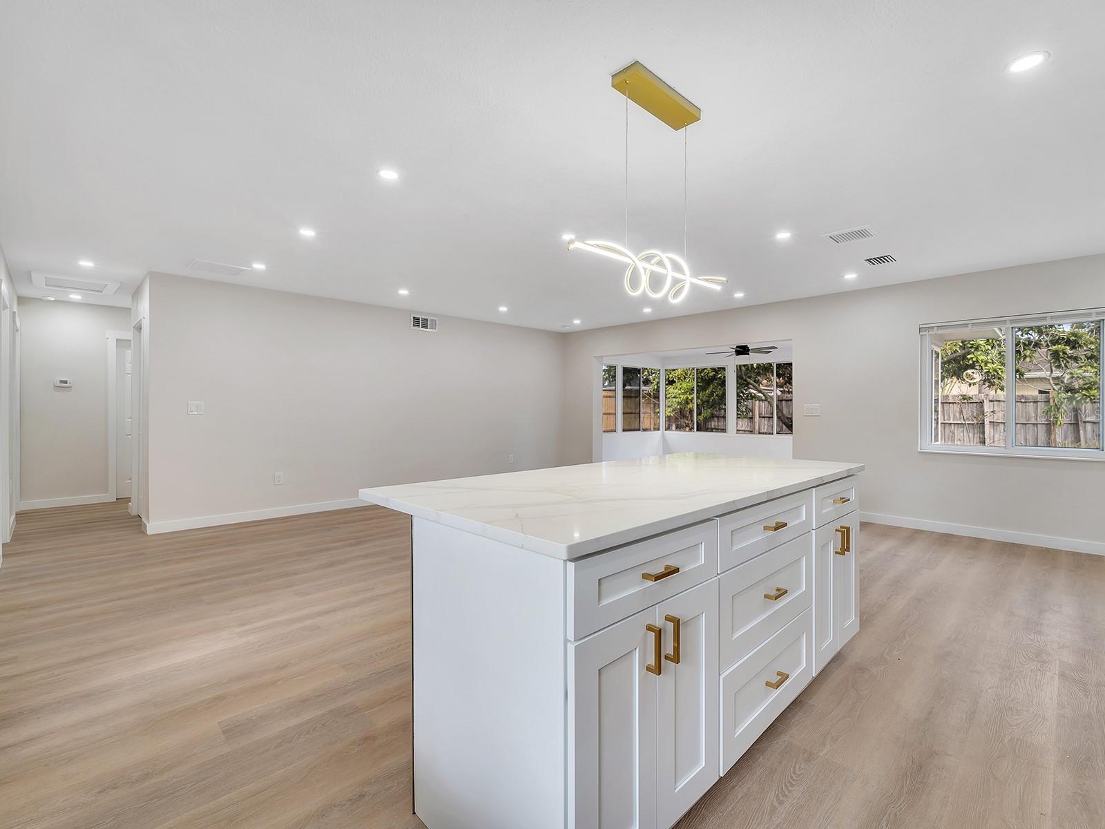 Image 32 of 48 For 1324 Chesterfield Drive