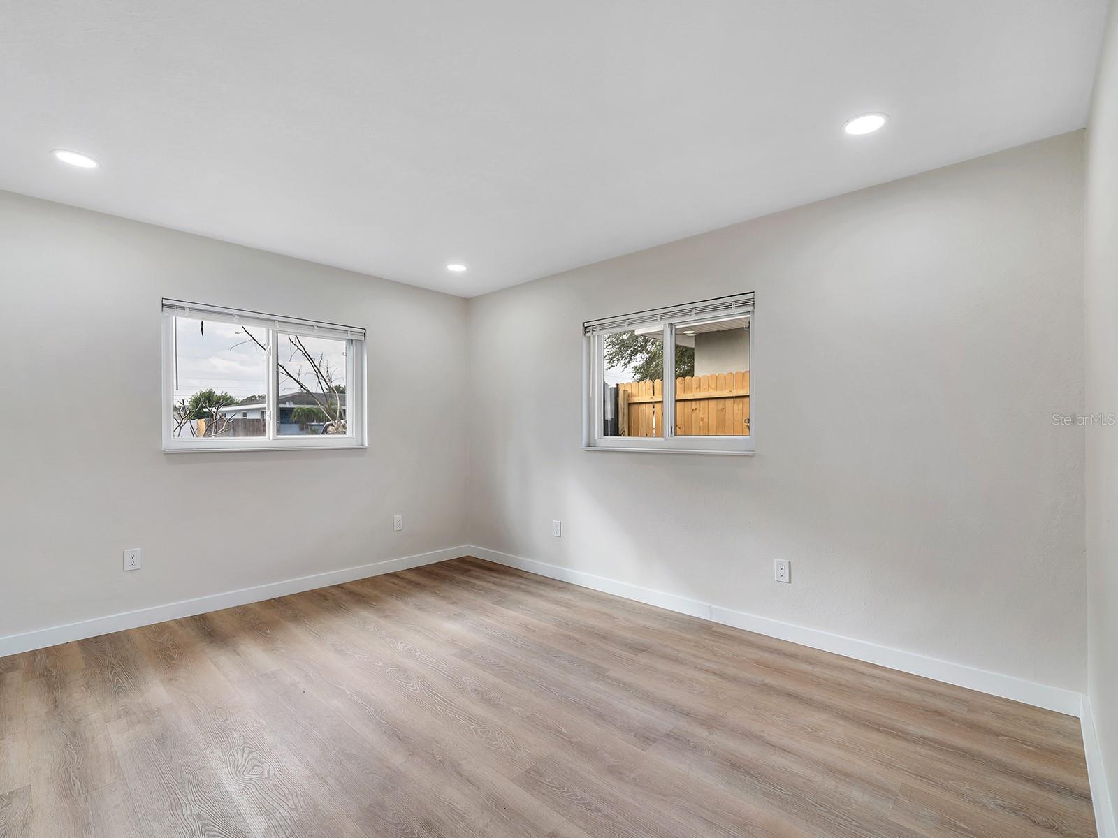 Image 33 of 48 For 1324 Chesterfield Drive