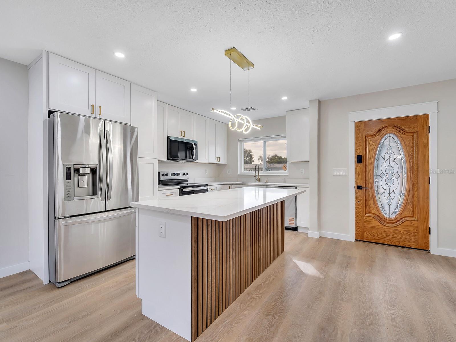 Image 5 of 48 For 1324 Chesterfield Drive