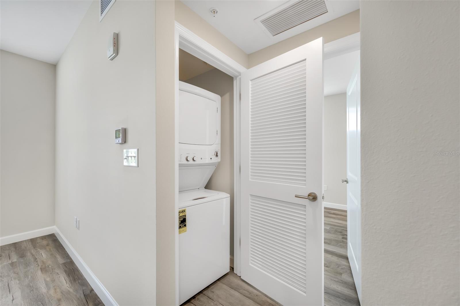 Image 12 of 19 For 710 3rd Avenue S 201