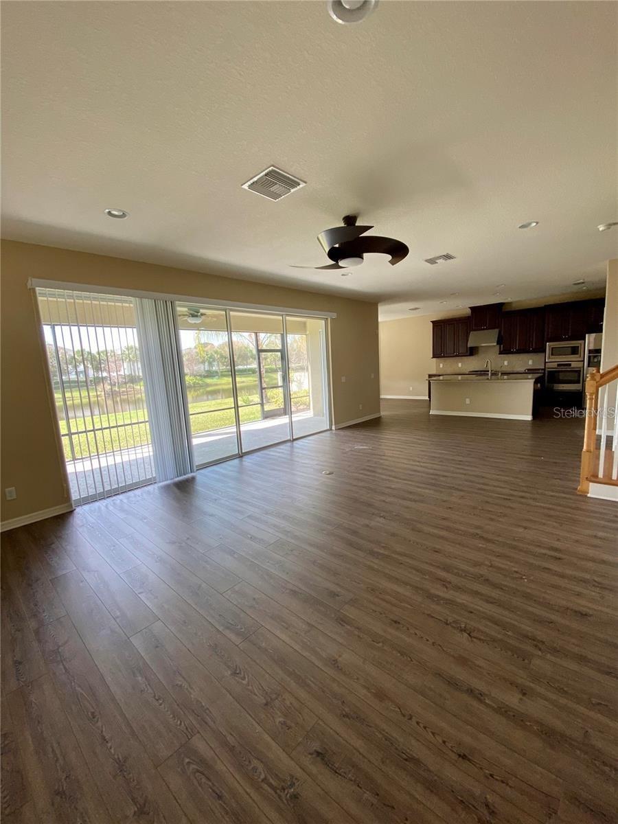 Image 4 of 7 For 11606 Orange Palm Way