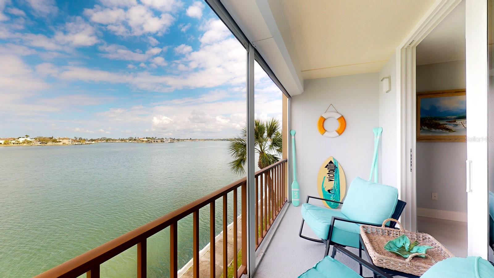 Image 11 of 28 For 7910 Sun Island Drive S 305