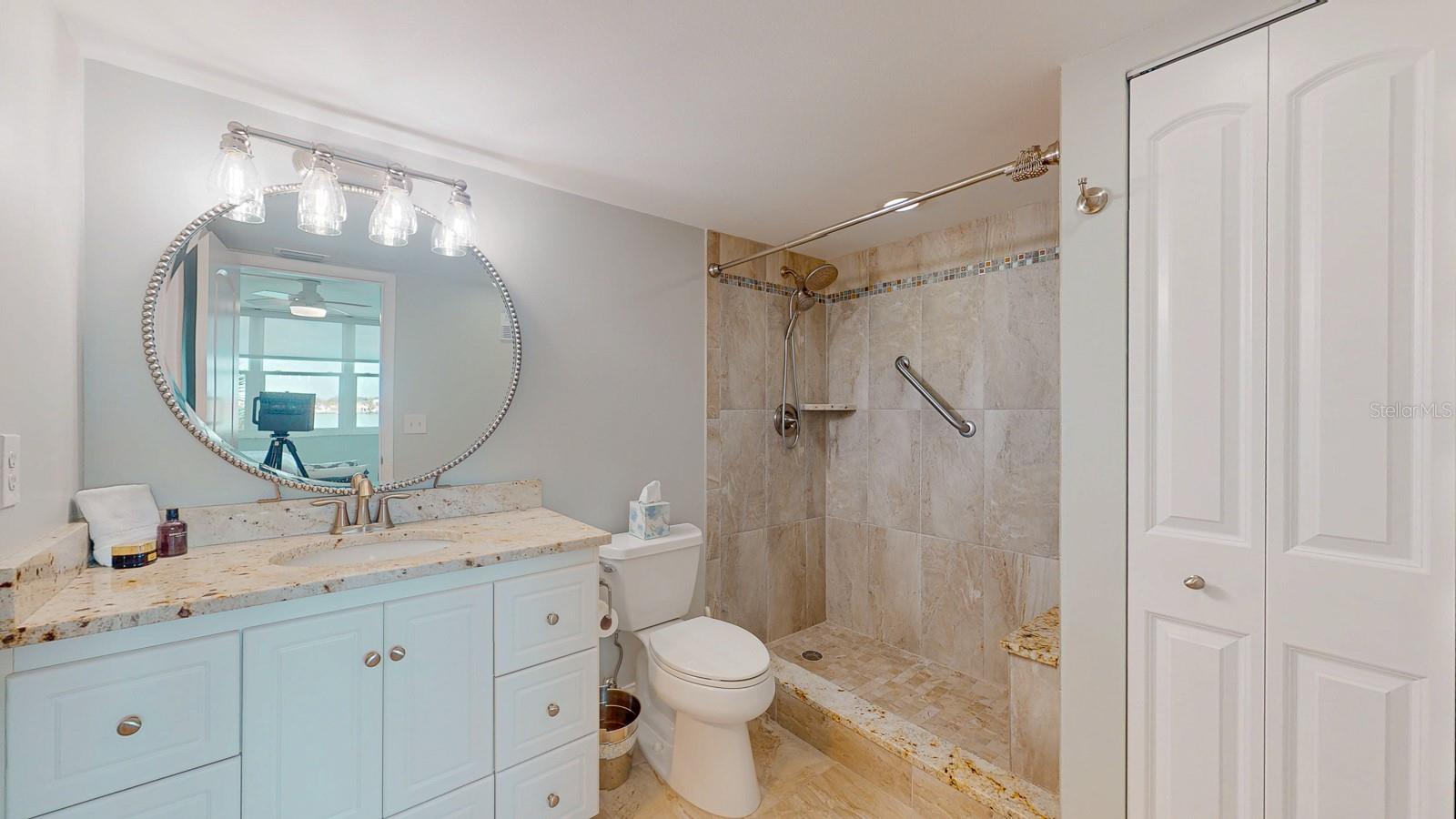 Image 16 of 28 For 7910 Sun Island Drive S 305