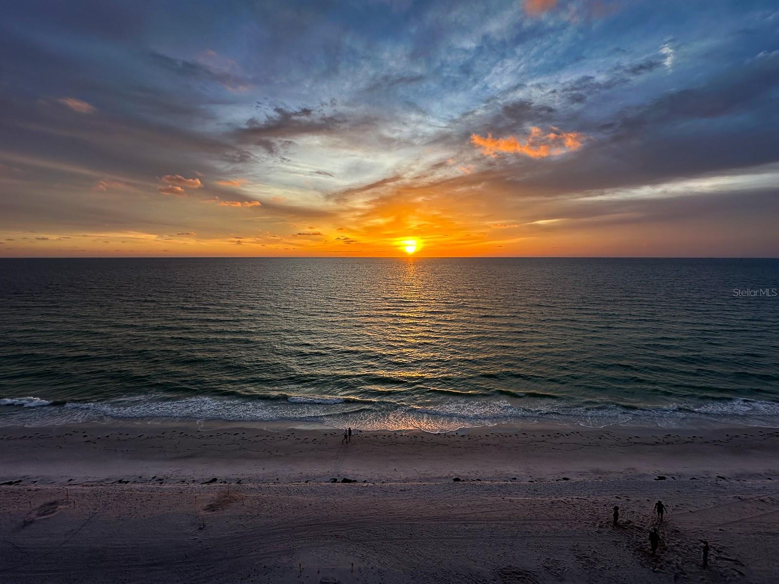 Image 28 of 28 For 7910 Sun Island Drive S 305