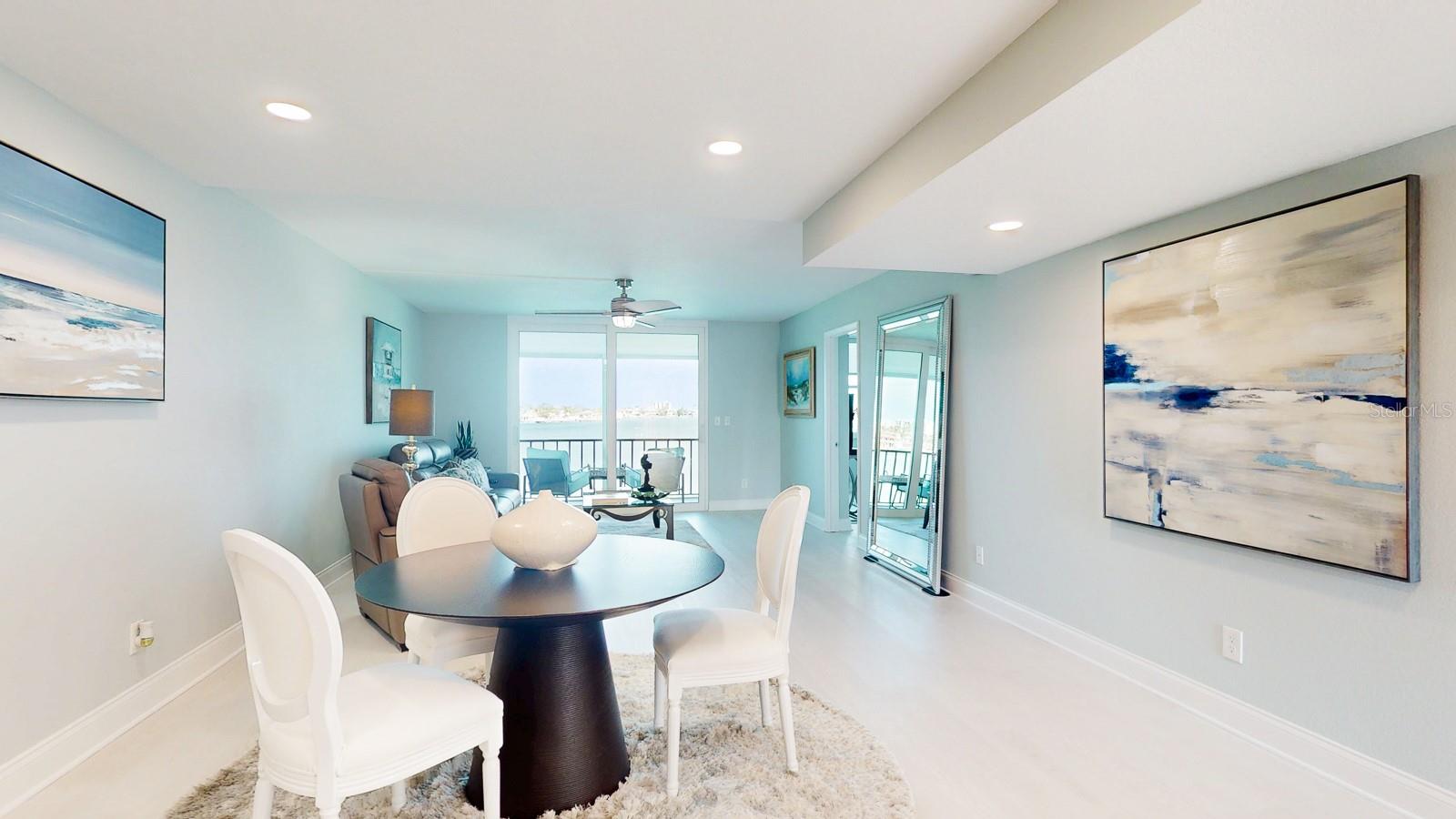 Image 7 of 28 For 7910 Sun Island Drive S 305