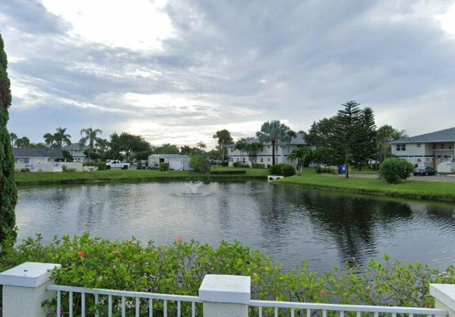 Image 11 of 34 For 1531 Royal Green Circle 107