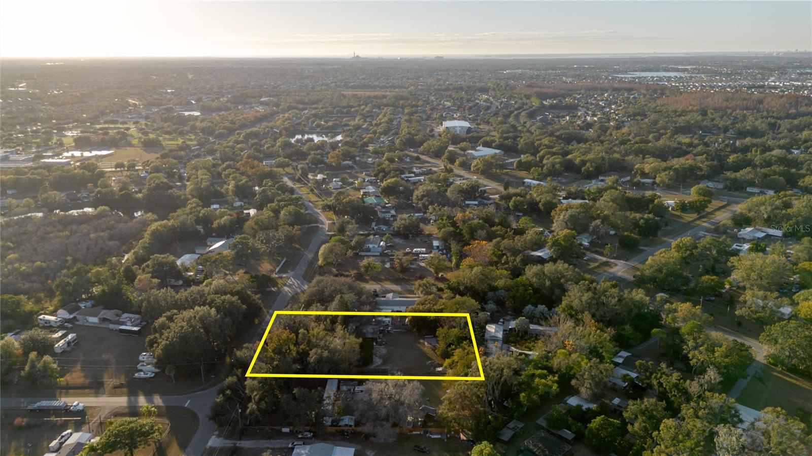 Listing photo id 22 for 12104 Anderson Drive N