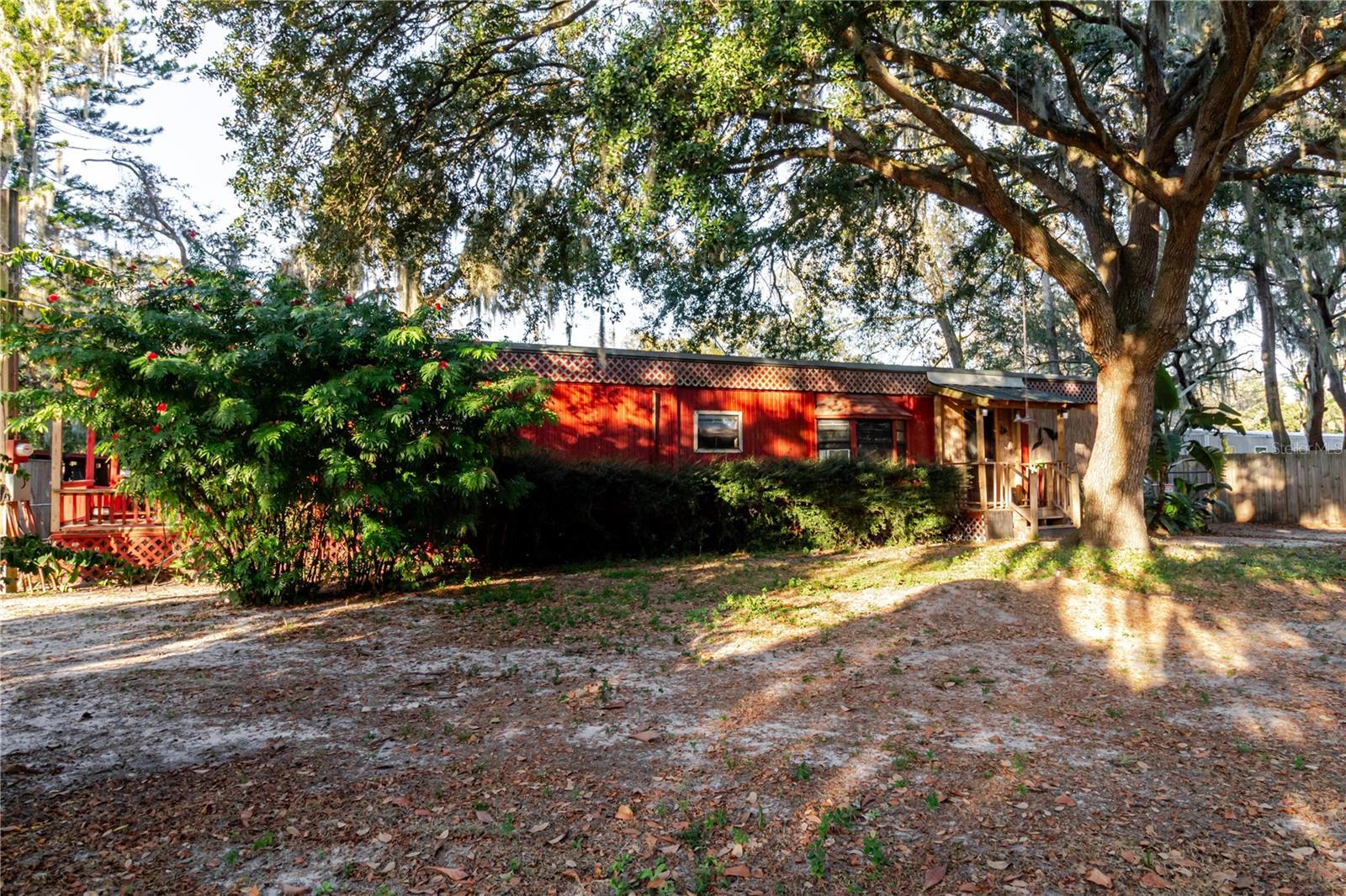 Listing photo id 4 for 12104 Anderson Drive N