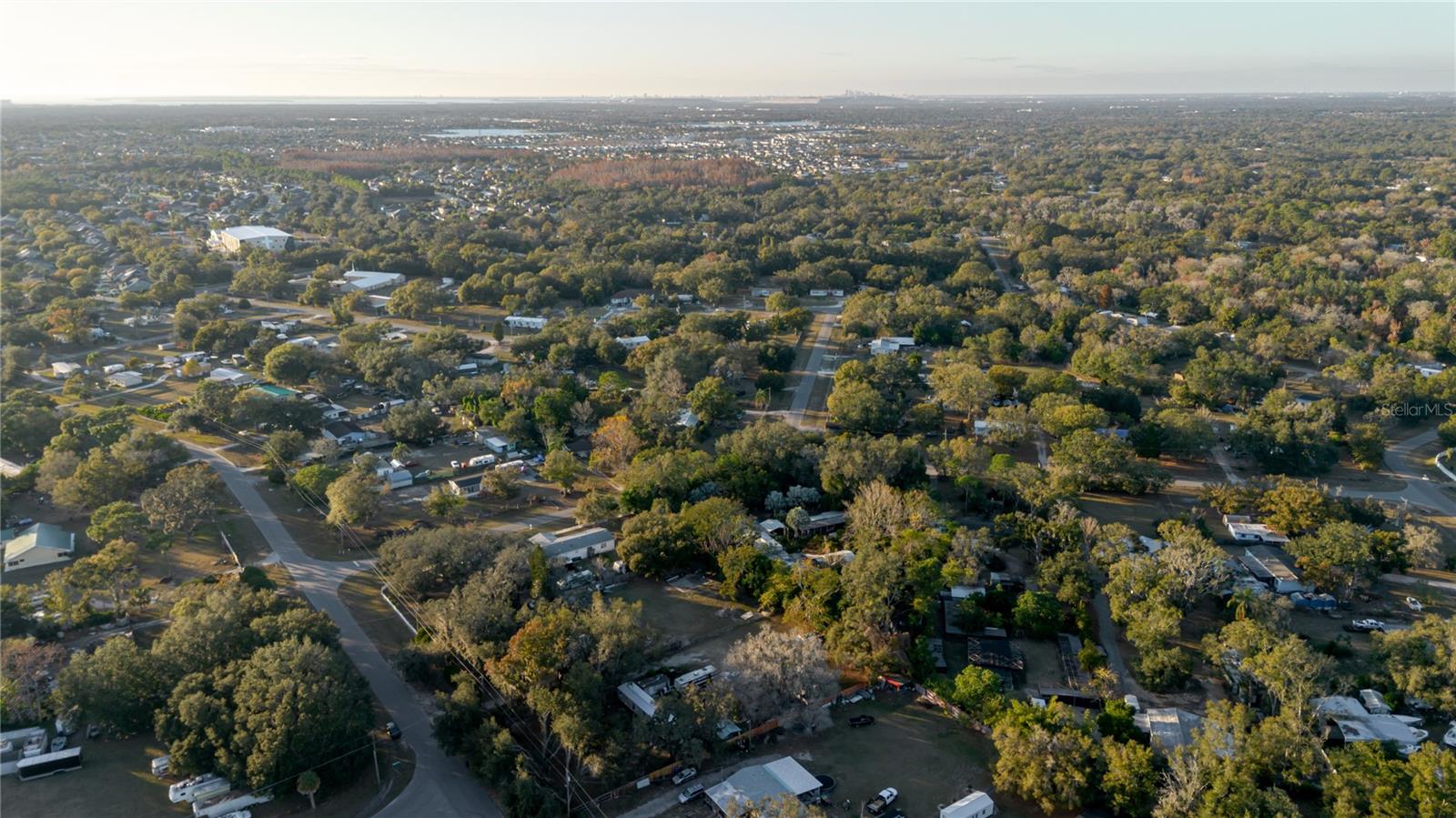 Listing photo id 71 for 12104 Anderson Drive N