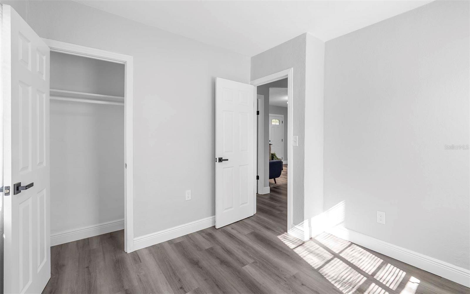 Image 15 of 23 For 1915 Powhatan Avenue