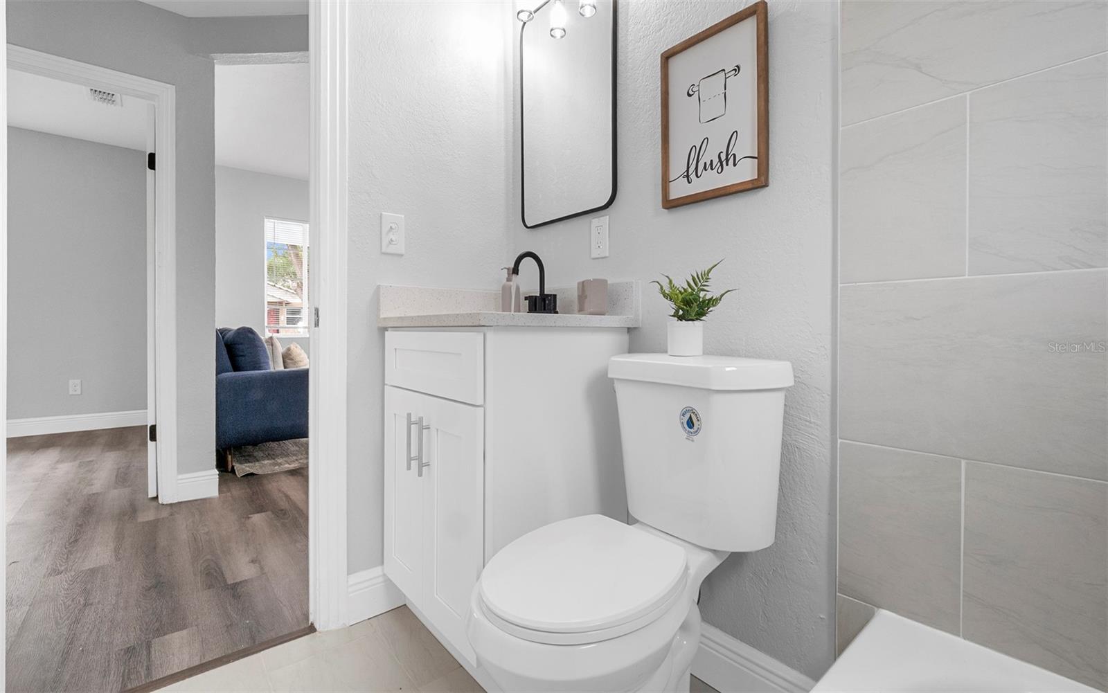 Image 19 of 23 For 1915 Powhatan Avenue