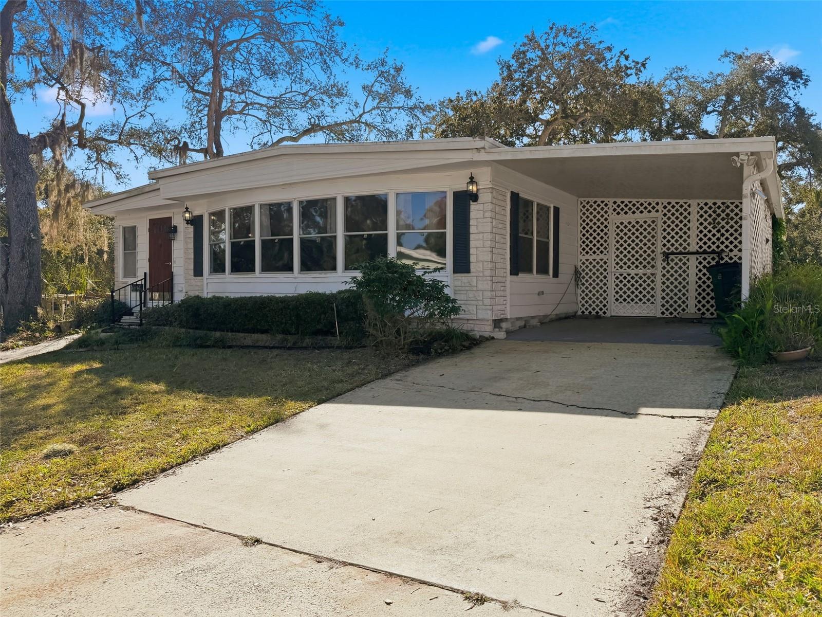 Image 10 of 50 For 31 New Fawn Court 22