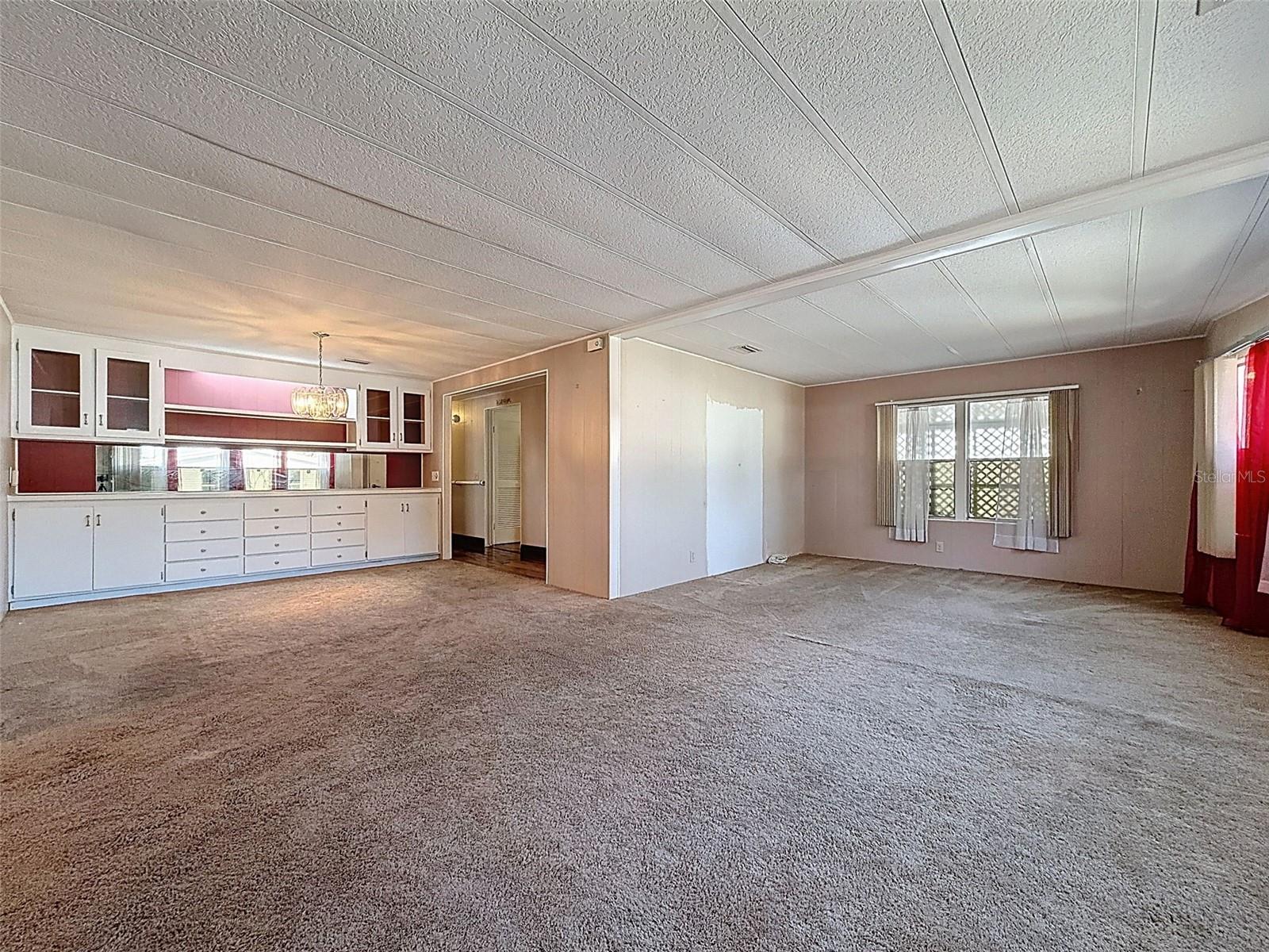 Image 25 of 50 For 31 New Fawn Court 22