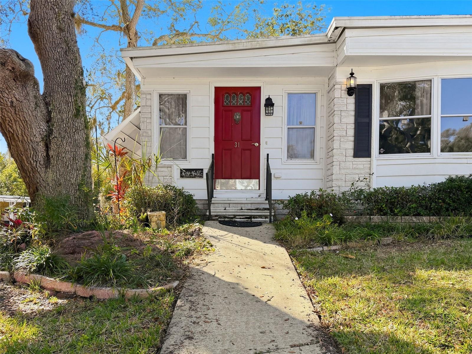 Image 3 of 50 For 31 New Fawn Court 22