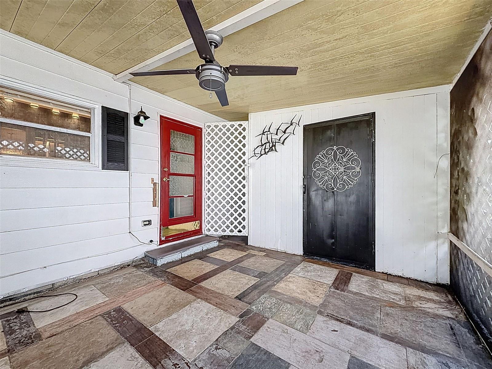 Image 37 of 50 For 31 New Fawn Court 22