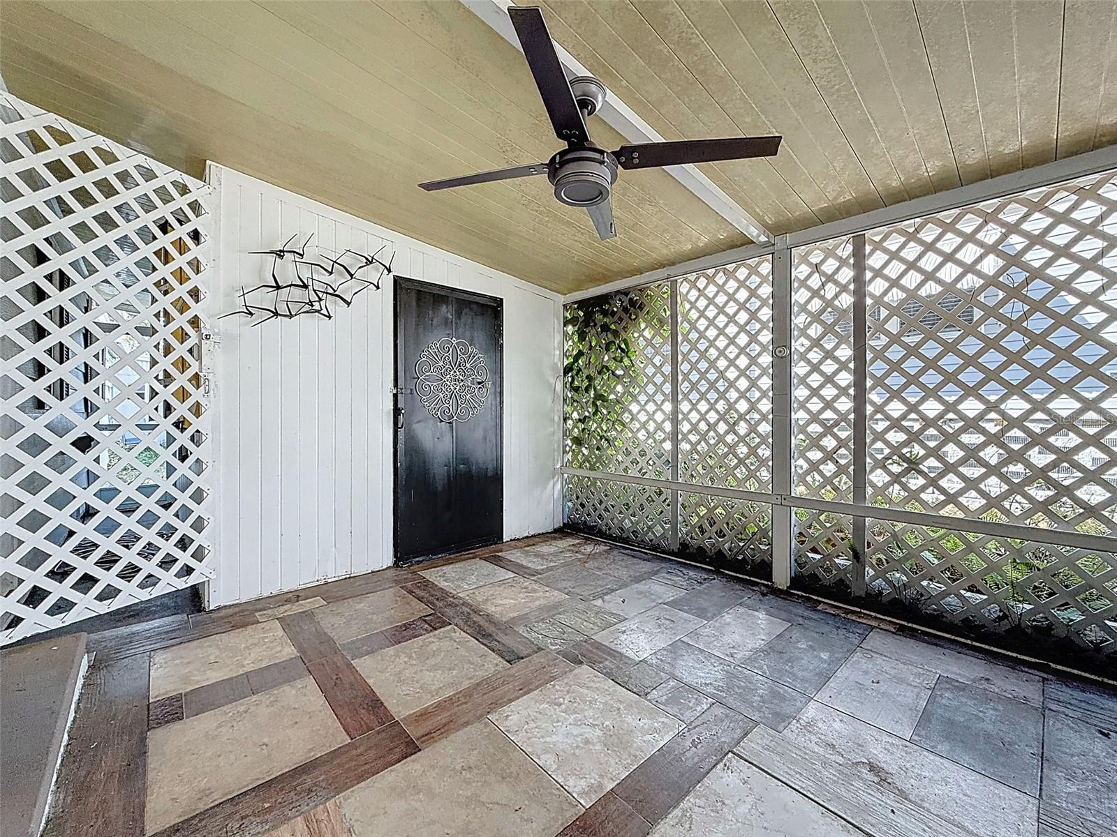 Image 38 of 50 For 31 New Fawn Court 22