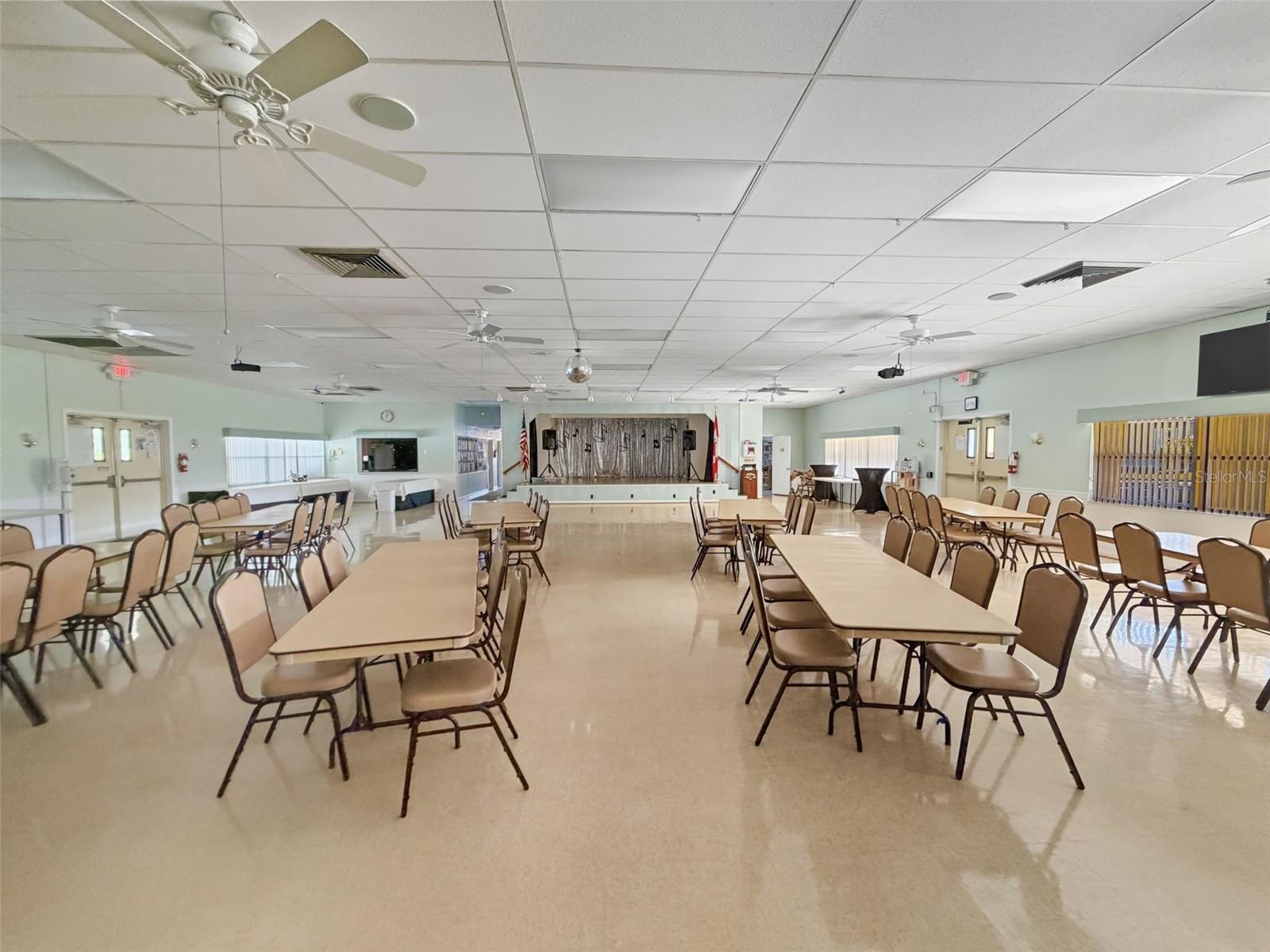 Image 49 of 50 For 31 New Fawn Court 22