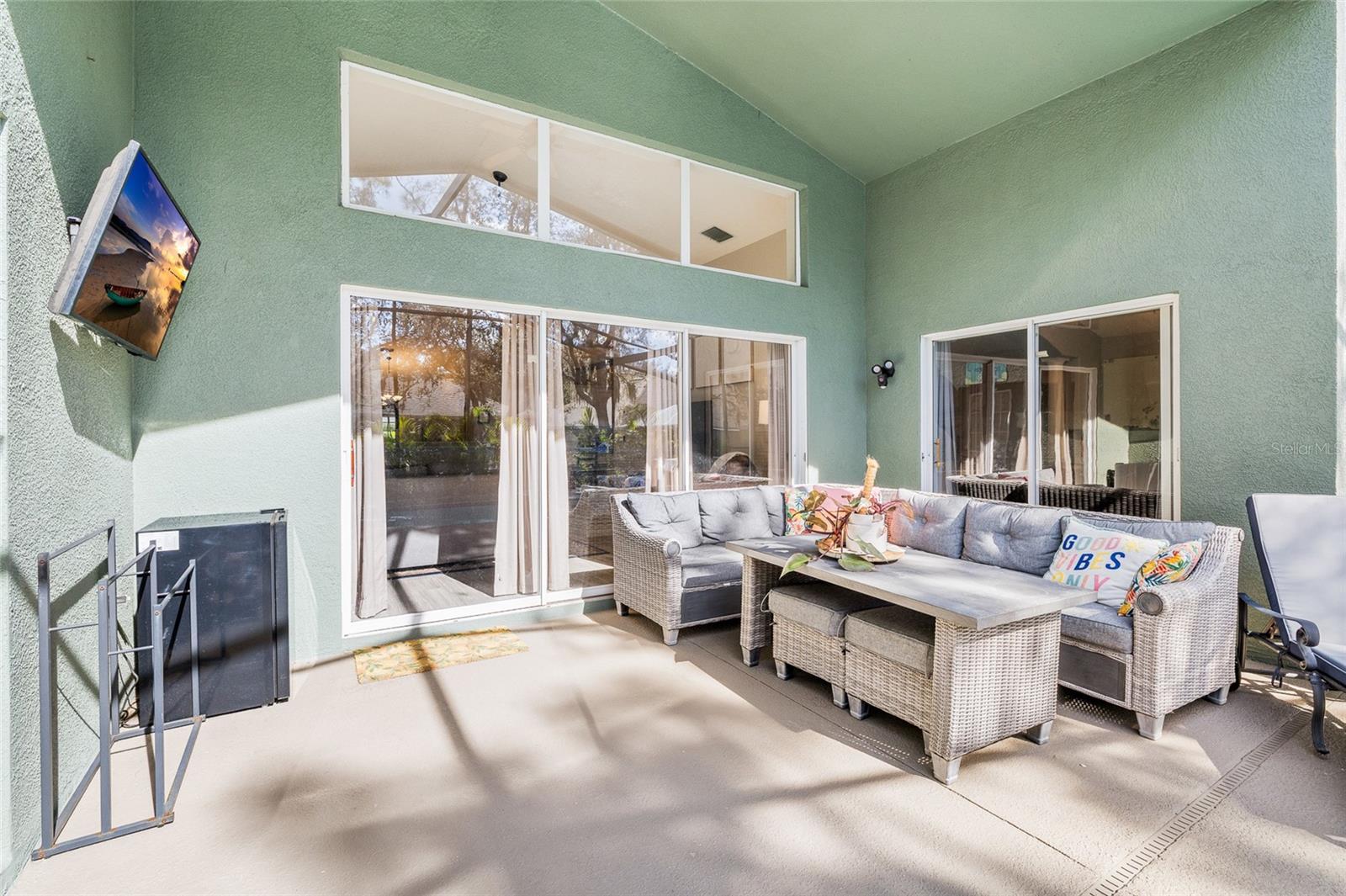 Listing photo id 41 for 6216 Whimbrelwood Drive