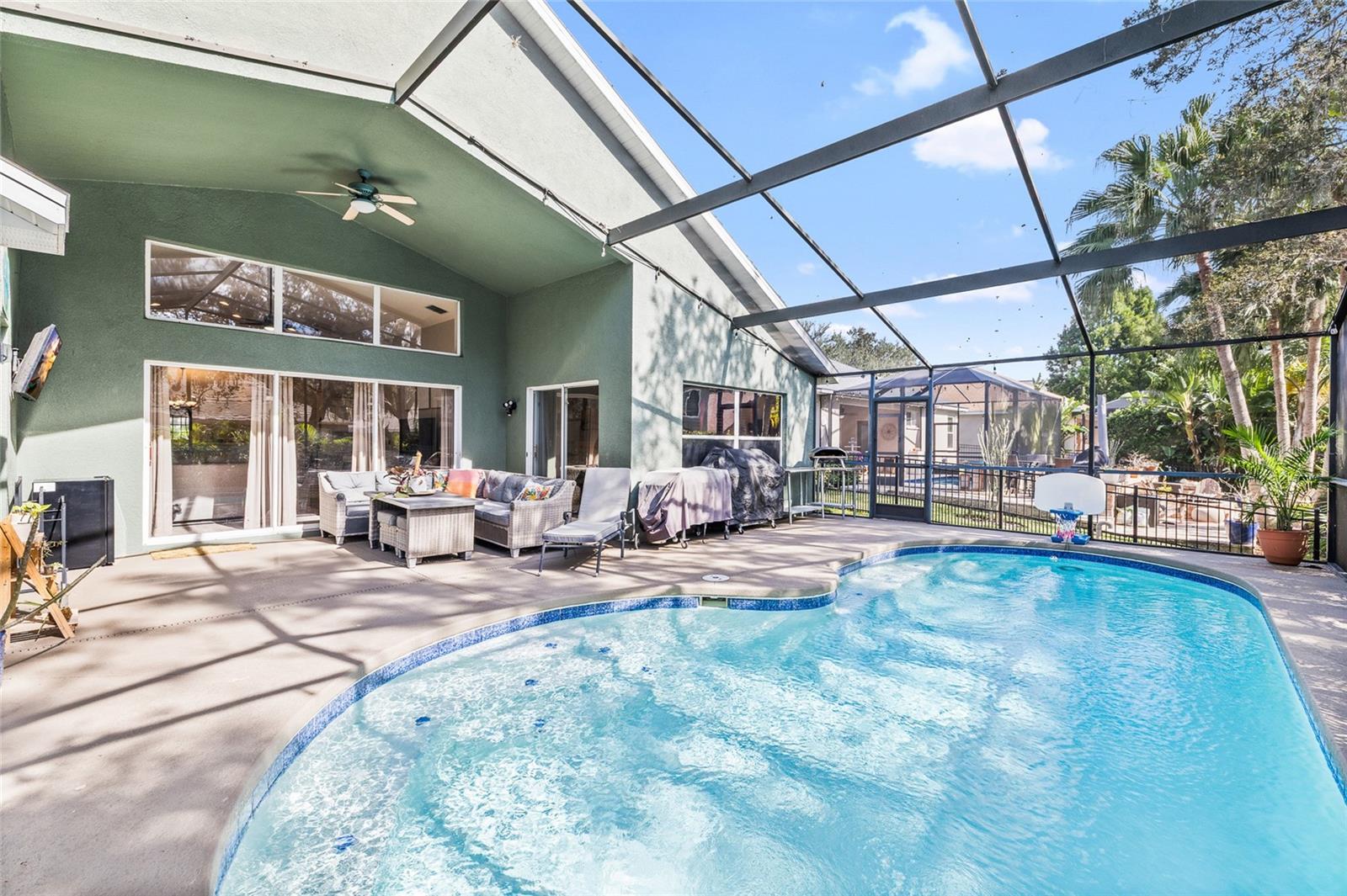 Listing photo id 43 for 6216 Whimbrelwood Drive