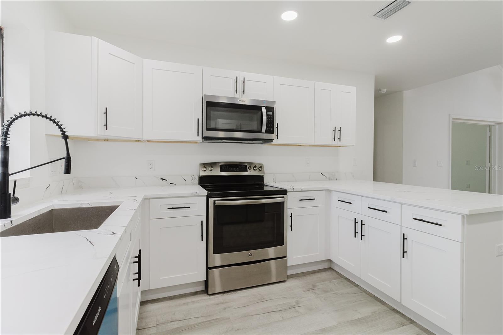 Image 26 of 78 For 3014 Westshore Boulevard