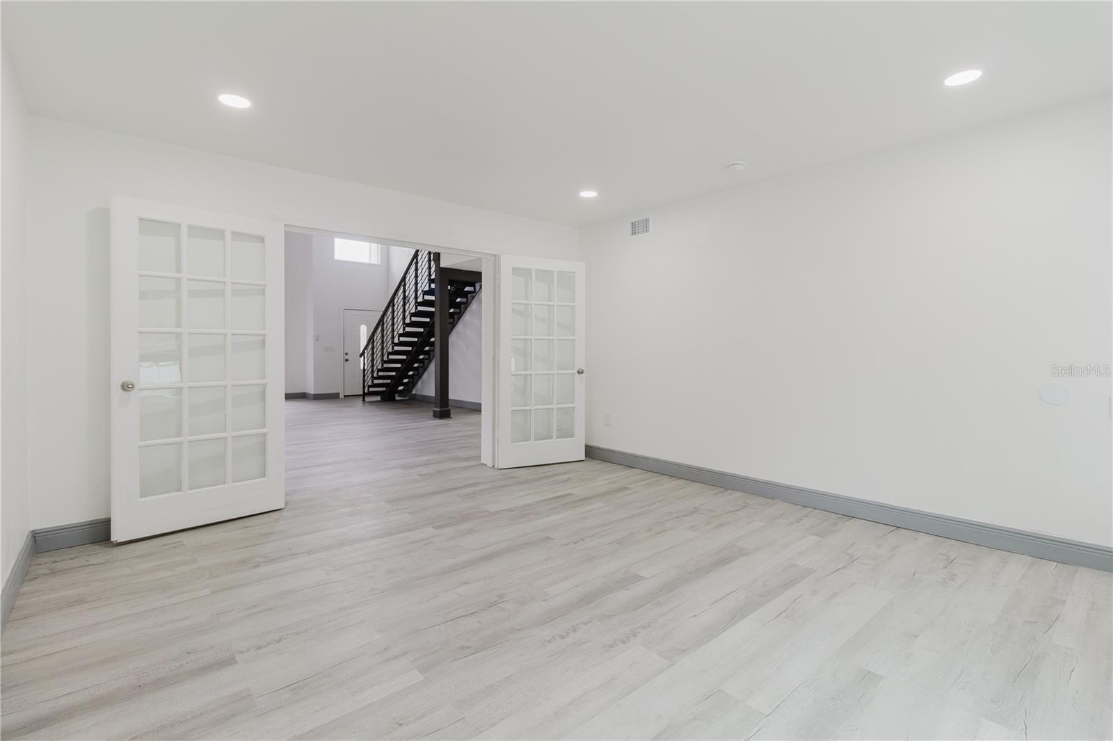 Image 34 of 78 For 3014 Westshore Boulevard