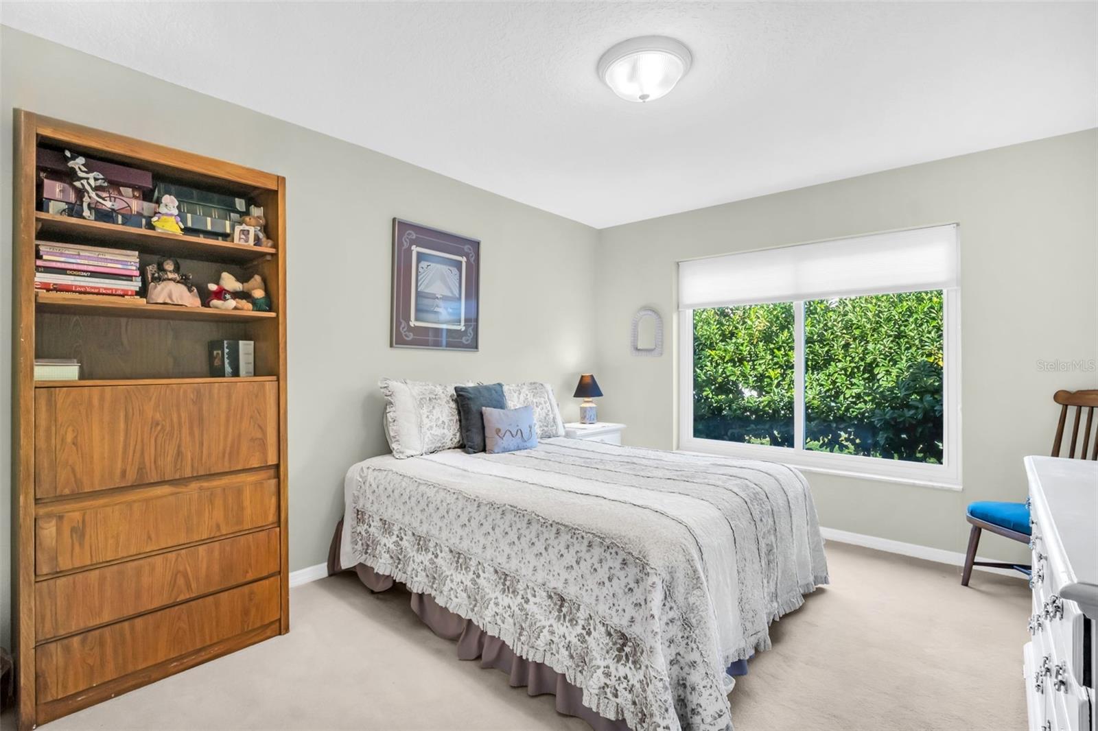 Image 33 of 61 For 1658 Macdonnell Court