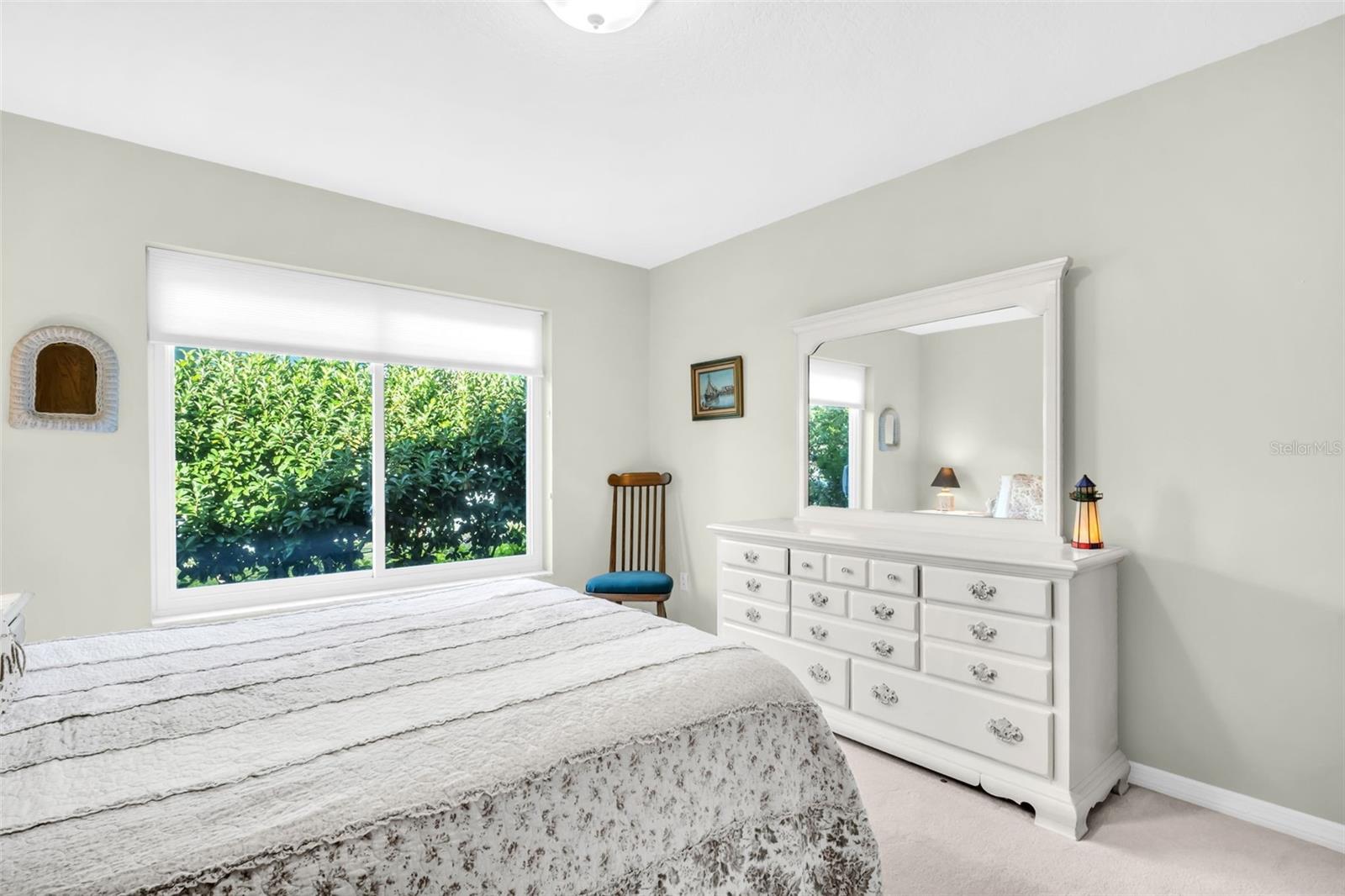 Image 34 of 61 For 1658 Macdonnell Court