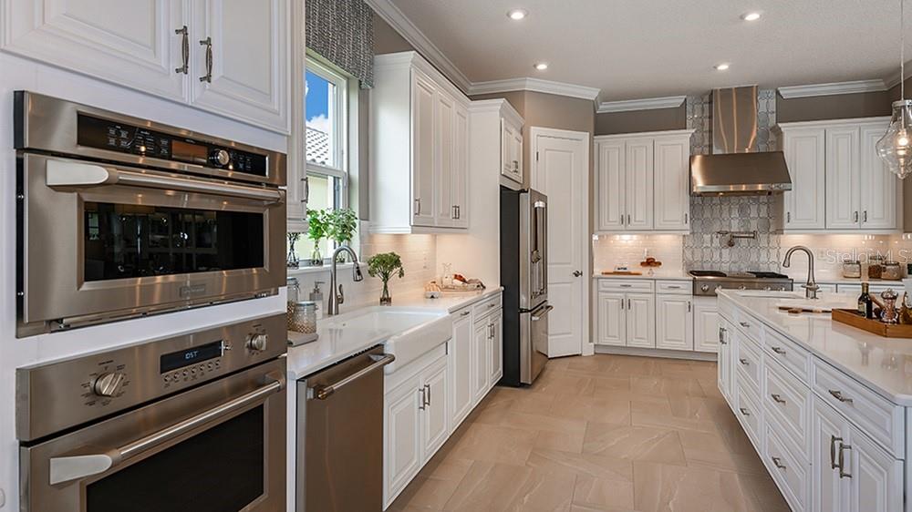 Image 6 of 39 For 29644 Imperati Boulevard