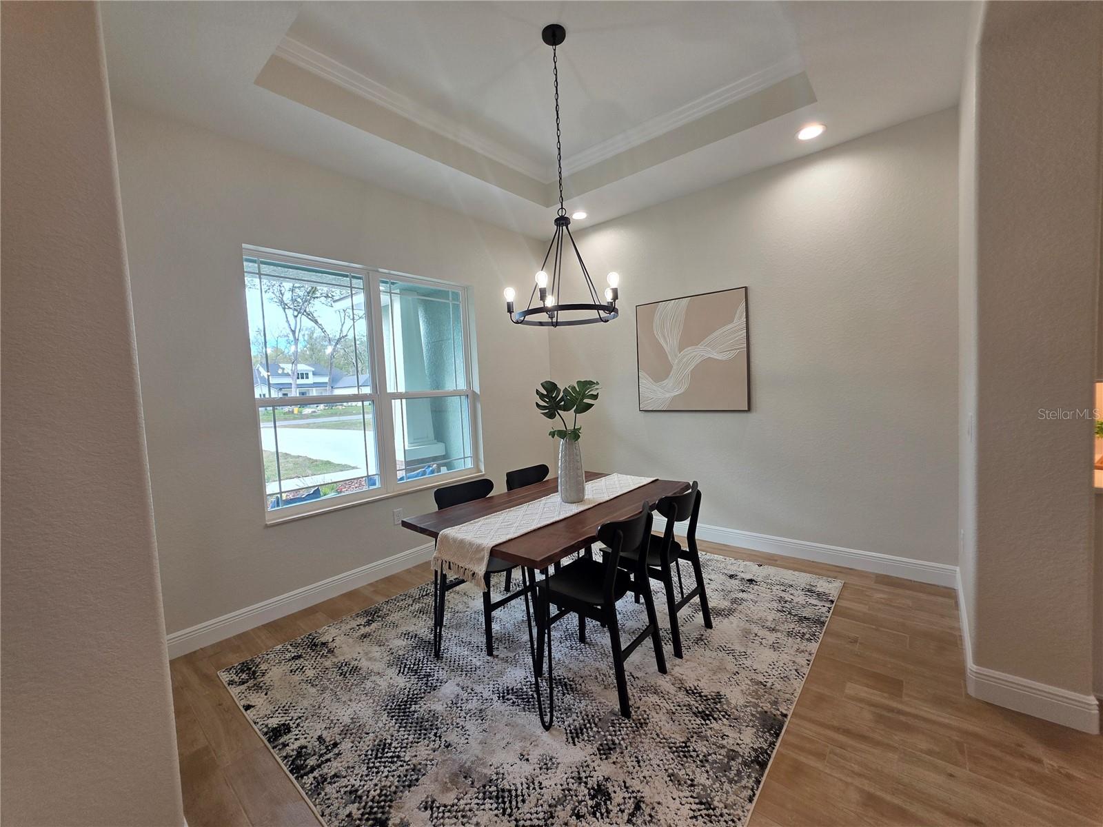 Listing photo id 13 for 13444 Republican Way