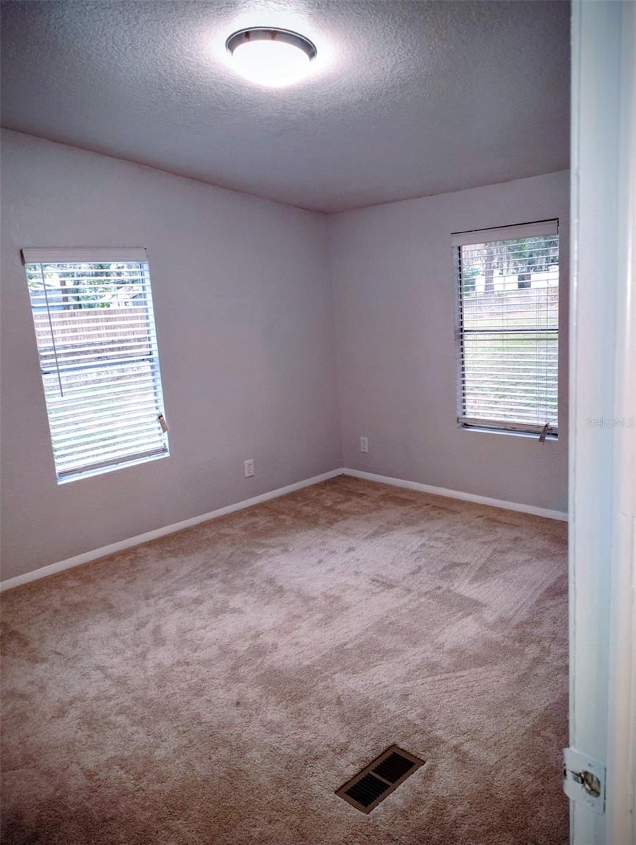 Image 9 of 15 For 10822 Tuckaway Drive