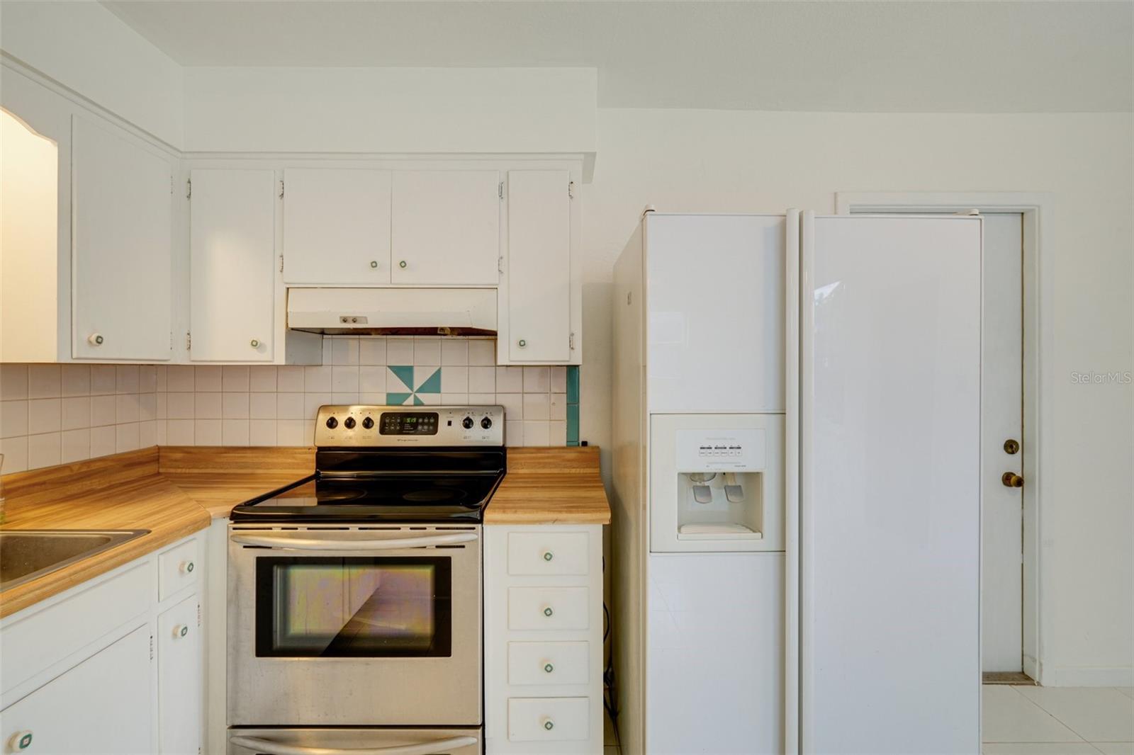 Image 6 of 25 For 8020 25th Avenue N