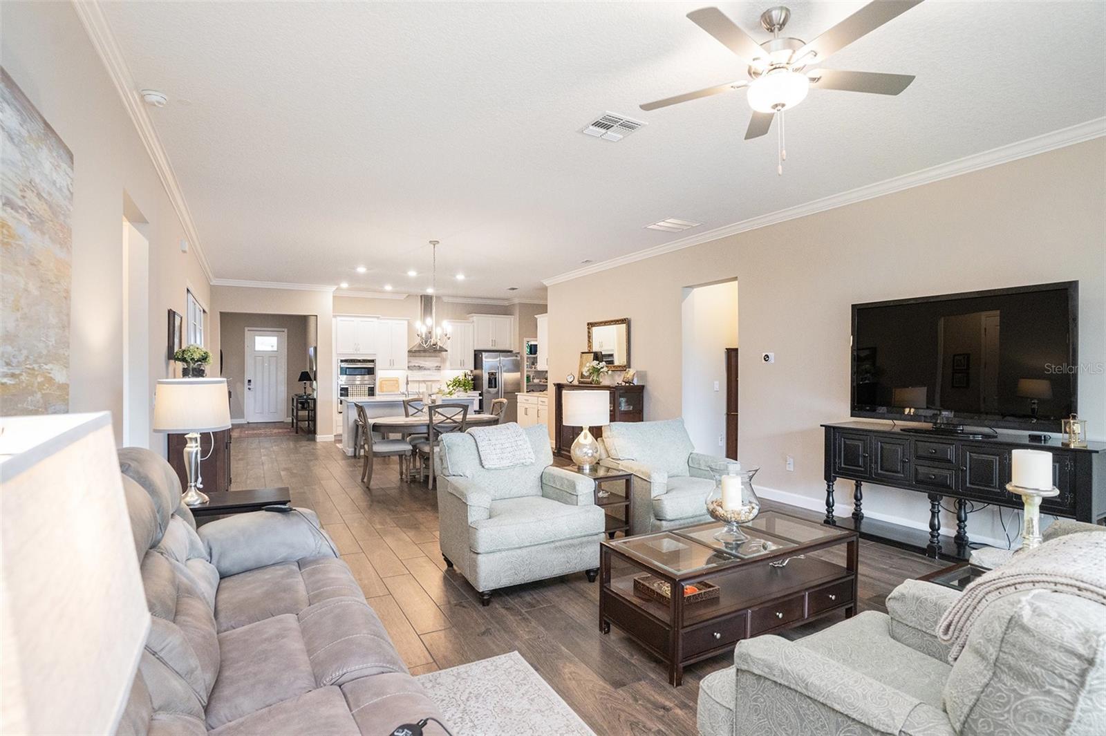 Image 14 of 55 For 17100 Forge Surf Street