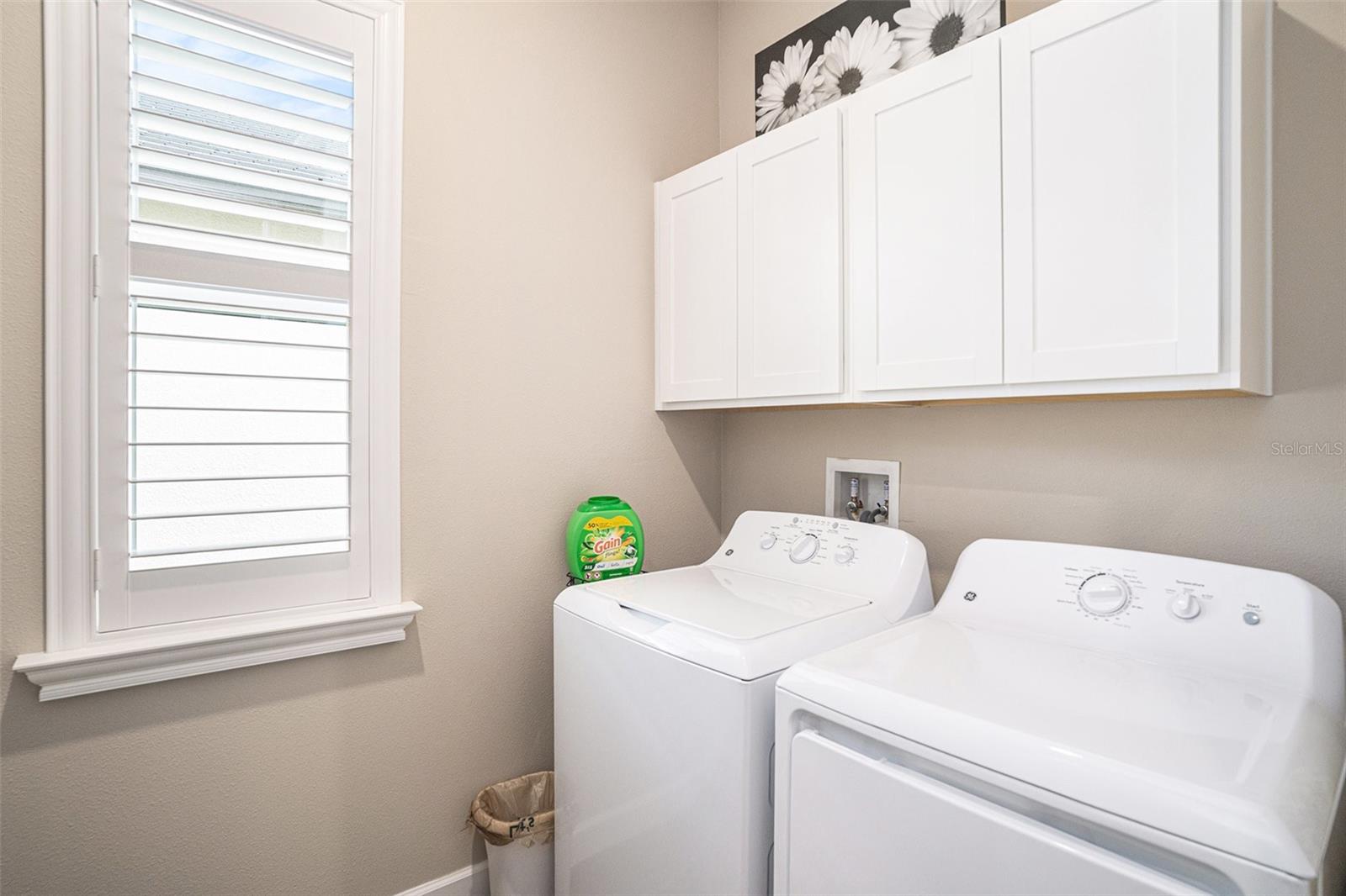 Image 20 of 55 For 17100 Forge Surf Street