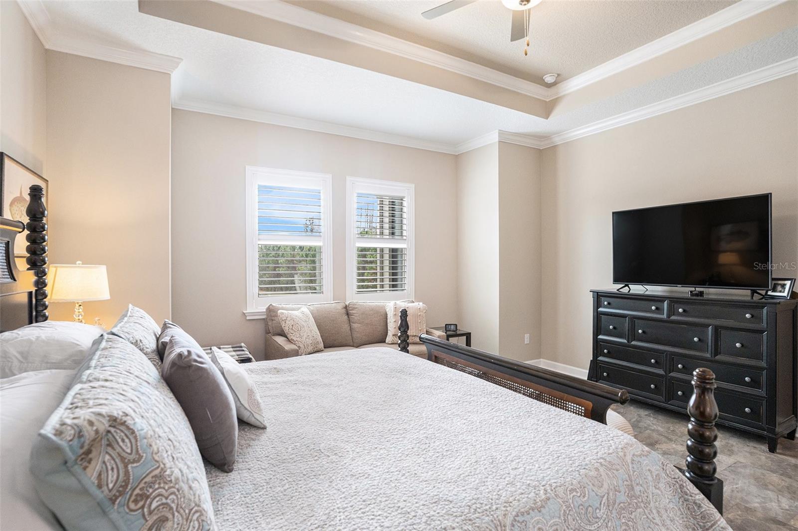 Image 23 of 55 For 17100 Forge Surf Street