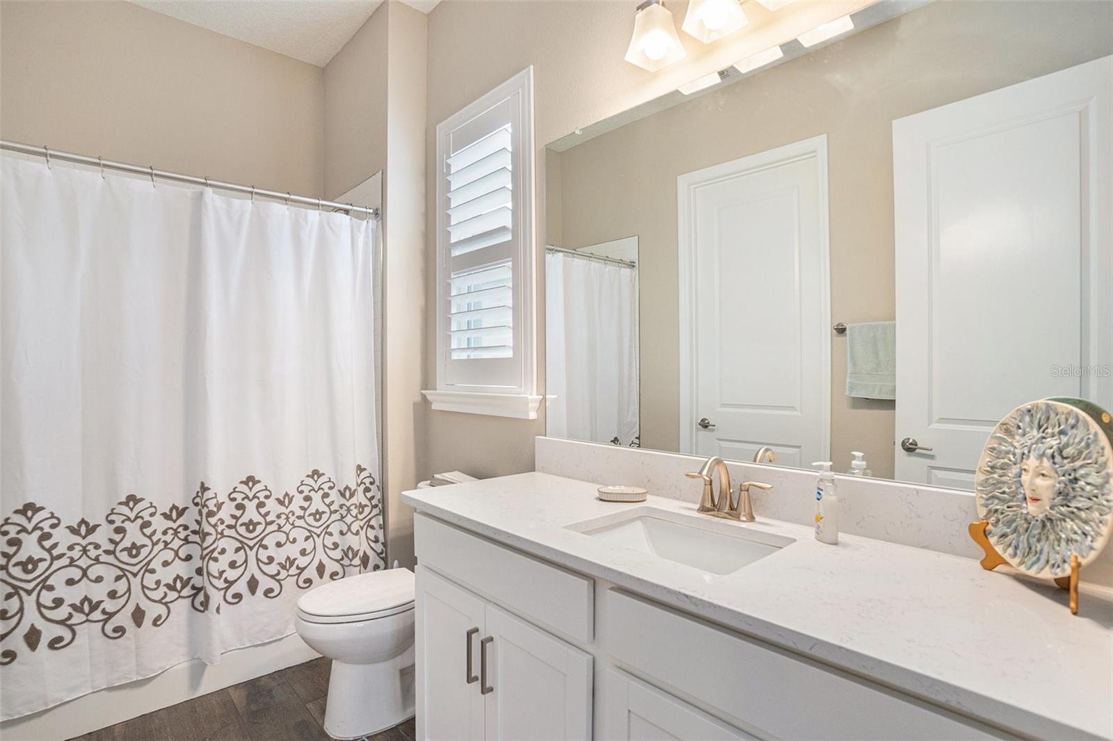 Image 30 of 55 For 17100 Forge Surf Street