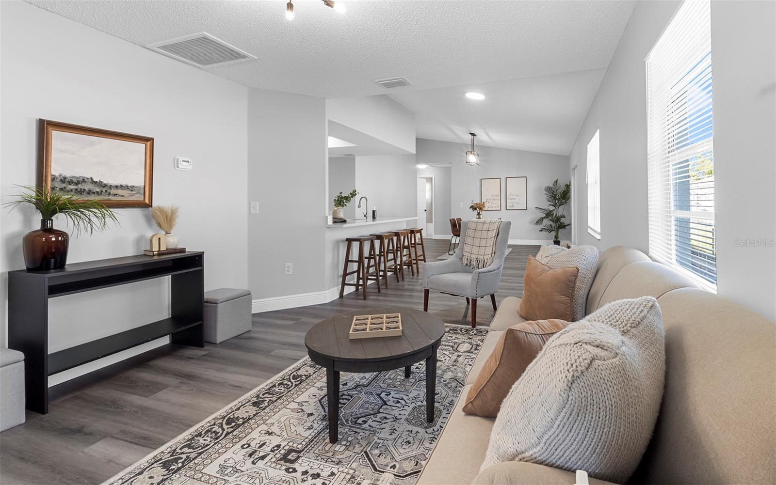 Image 4 of 27 For 8434 River Dune Street