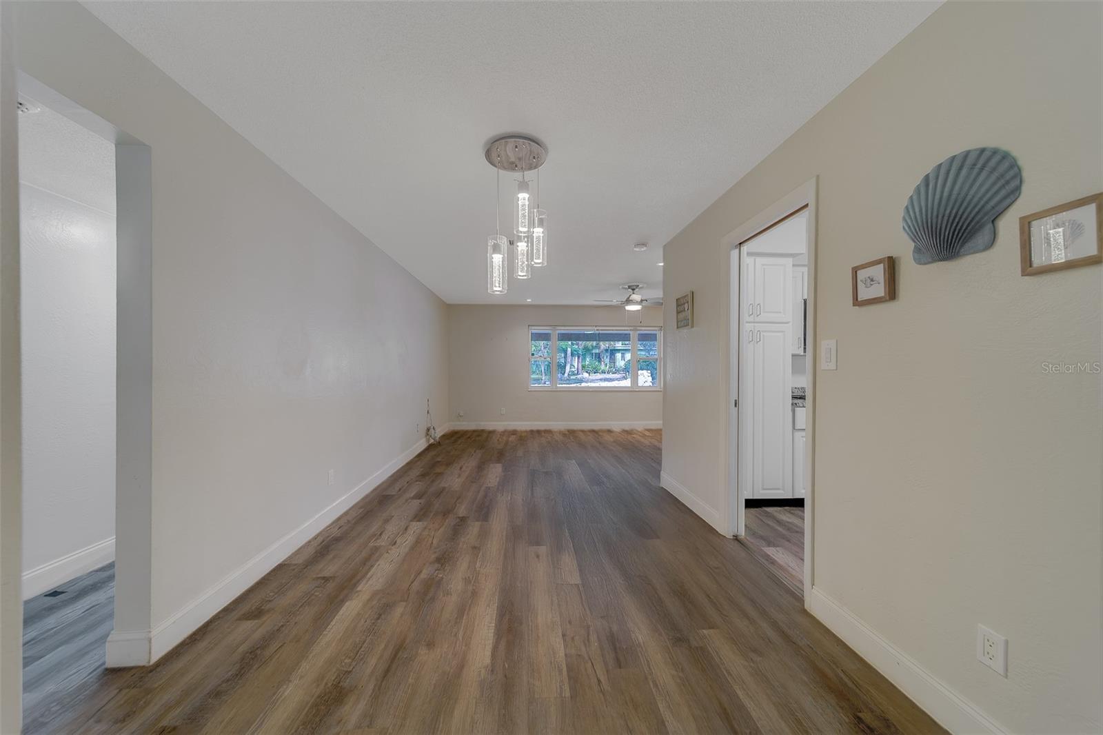 Image 10 of 65 For 11146 51st Avenue N