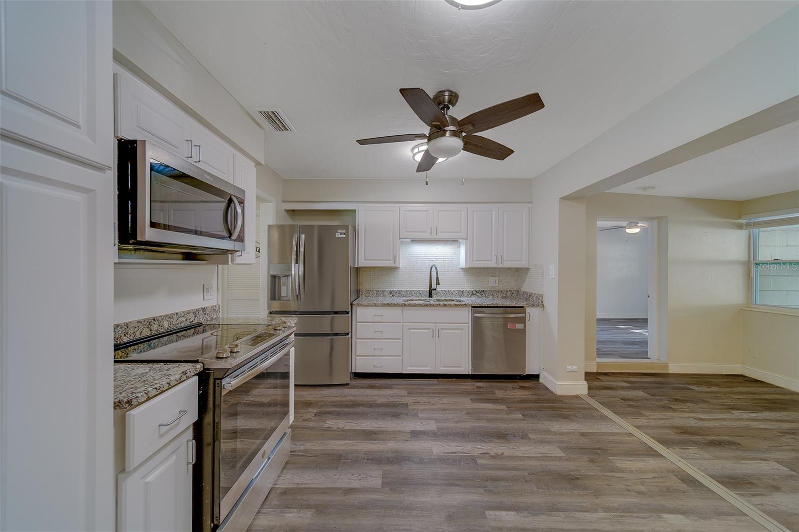 Image 16 of 65 For 11146 51st Avenue N