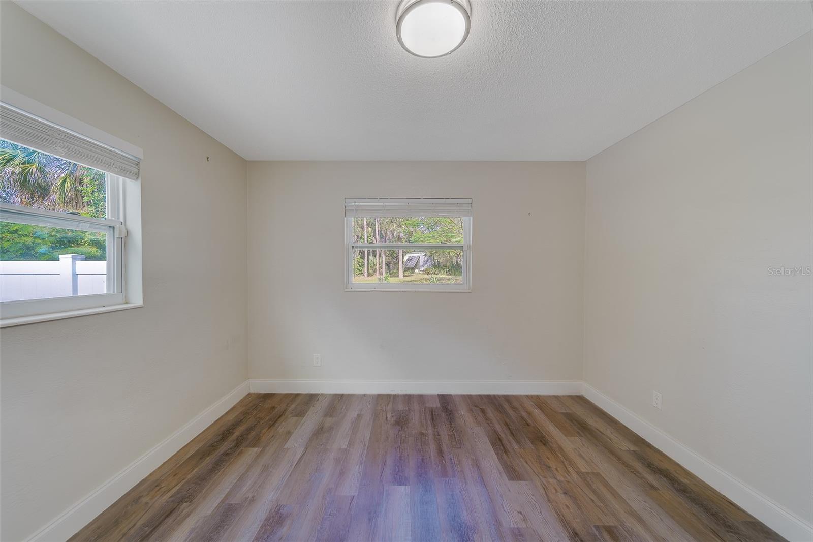 Image 18 of 65 For 11146 51st Avenue N