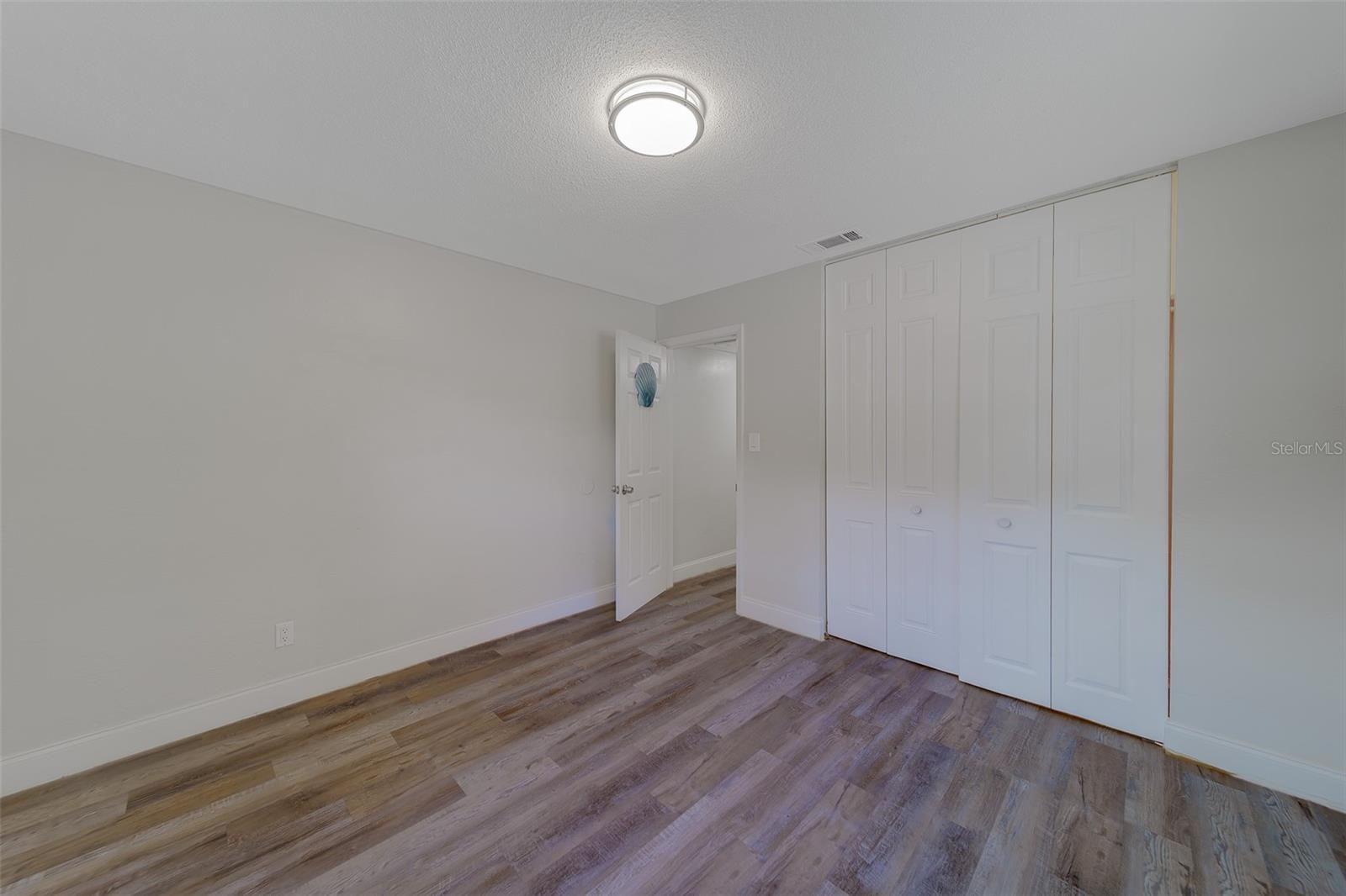 Image 19 of 65 For 11146 51st Avenue N