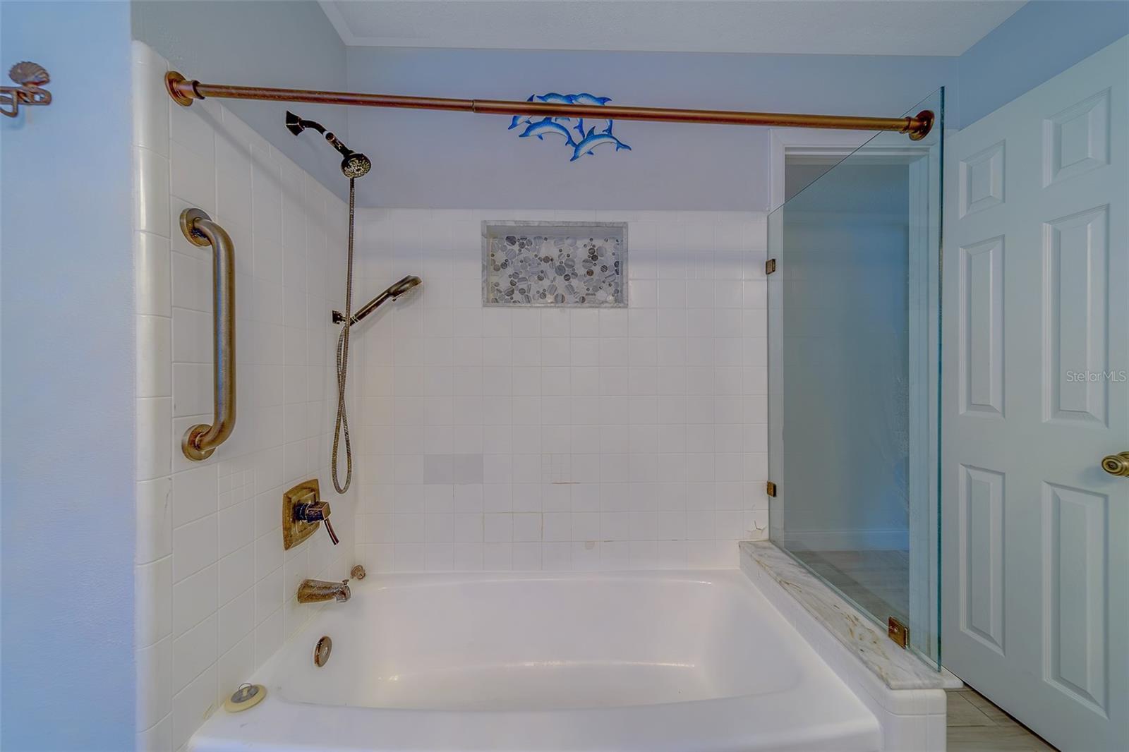 Image 24 of 65 For 11146 51st Avenue N