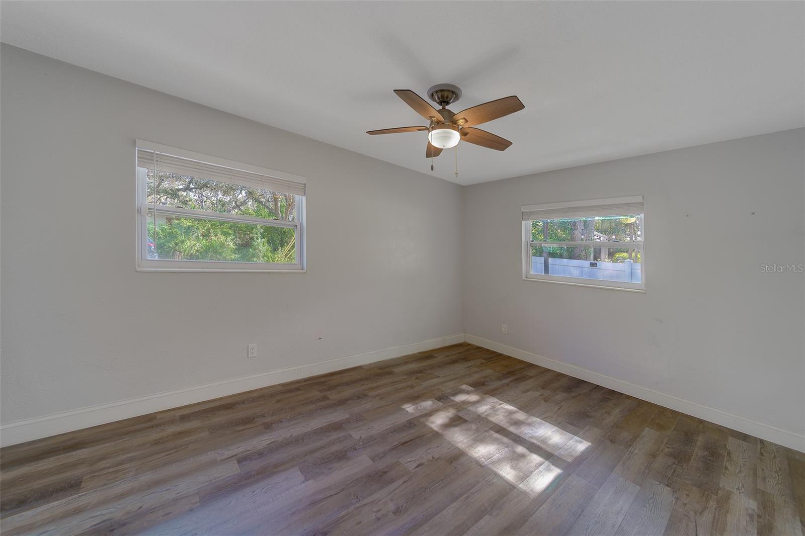 Image 30 of 65 For 11146 51st Avenue N