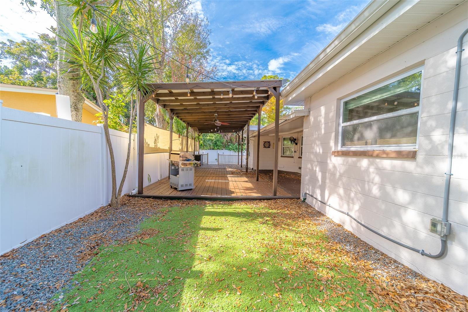 Image 40 of 65 For 11146 51st Avenue N